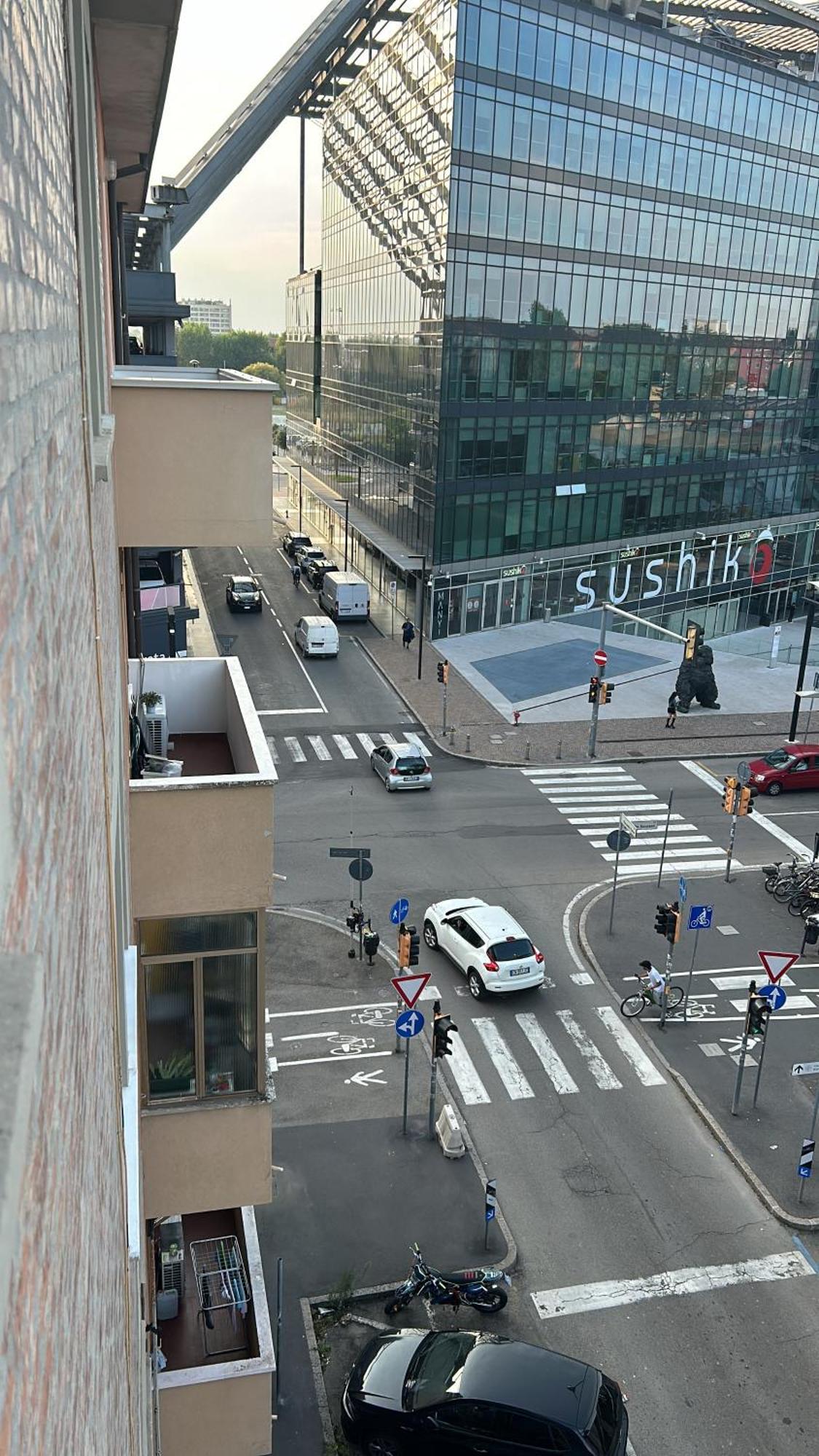 Modern Centraal Gelegen In Bologna. Appartement Bologne