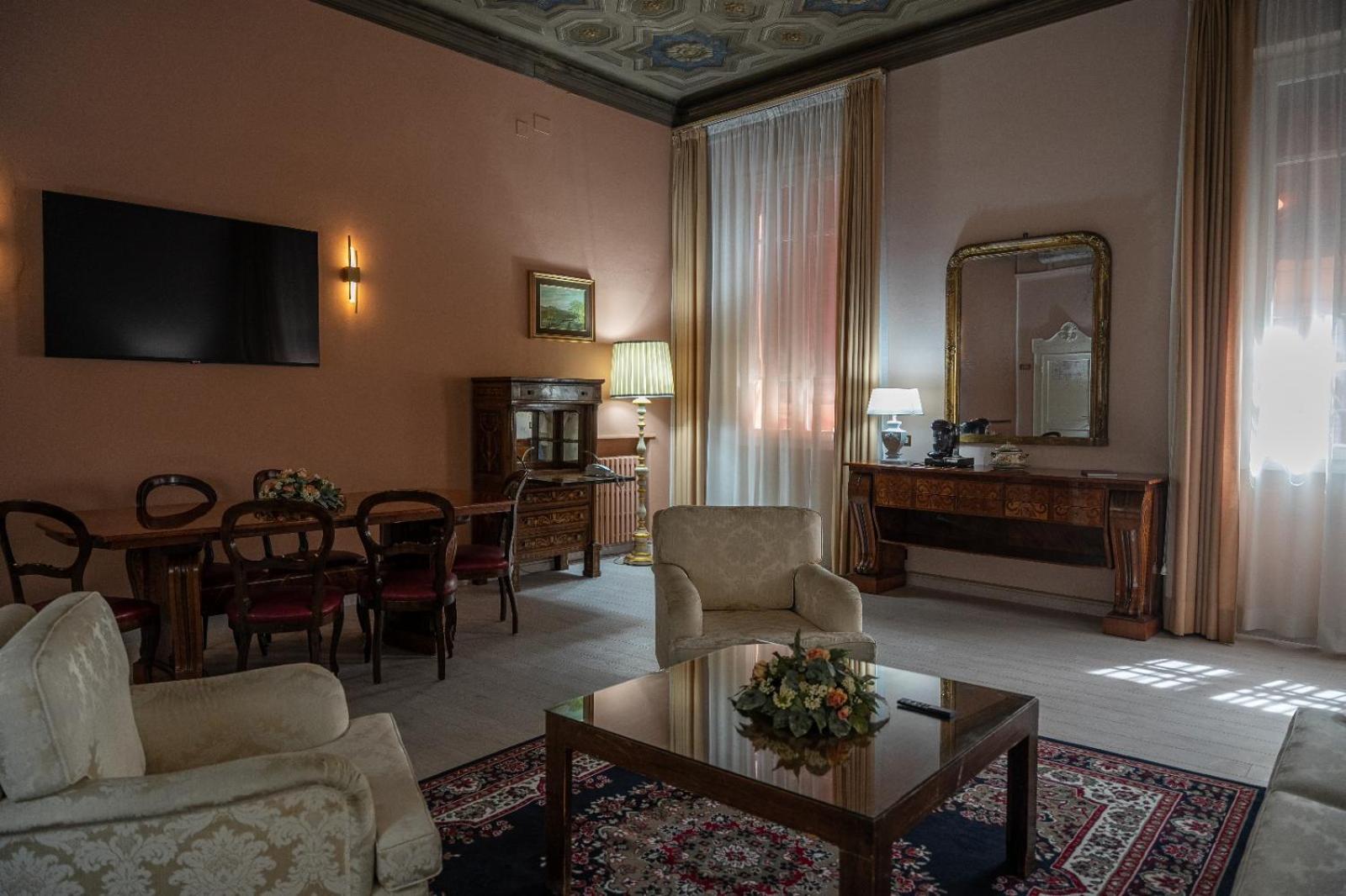 Roma 4* Bologna