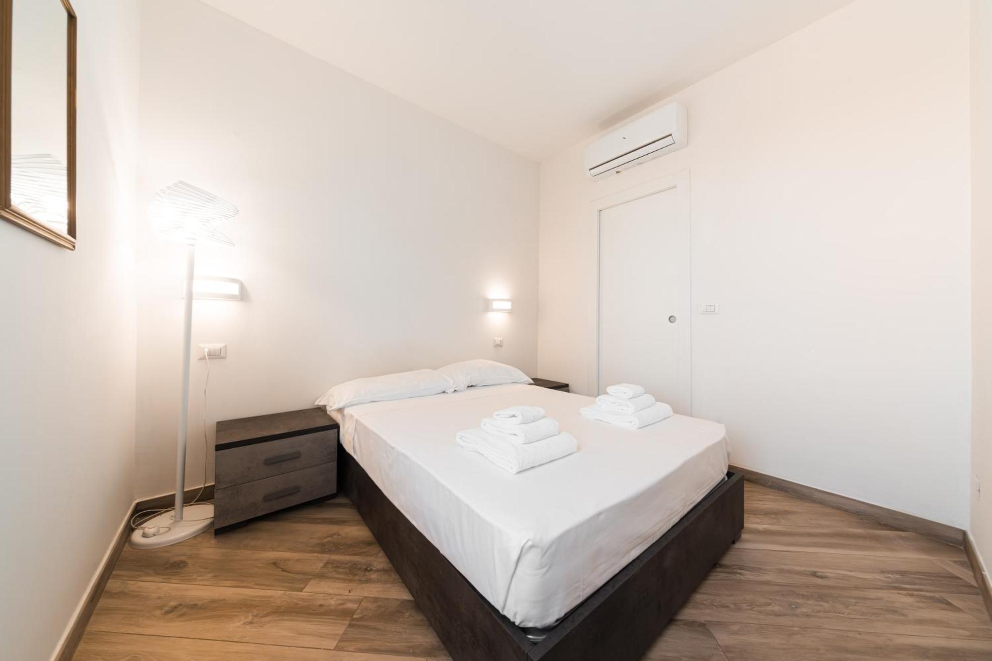Carracci House - Free Parking - Station - Center E Fiera Appartamento