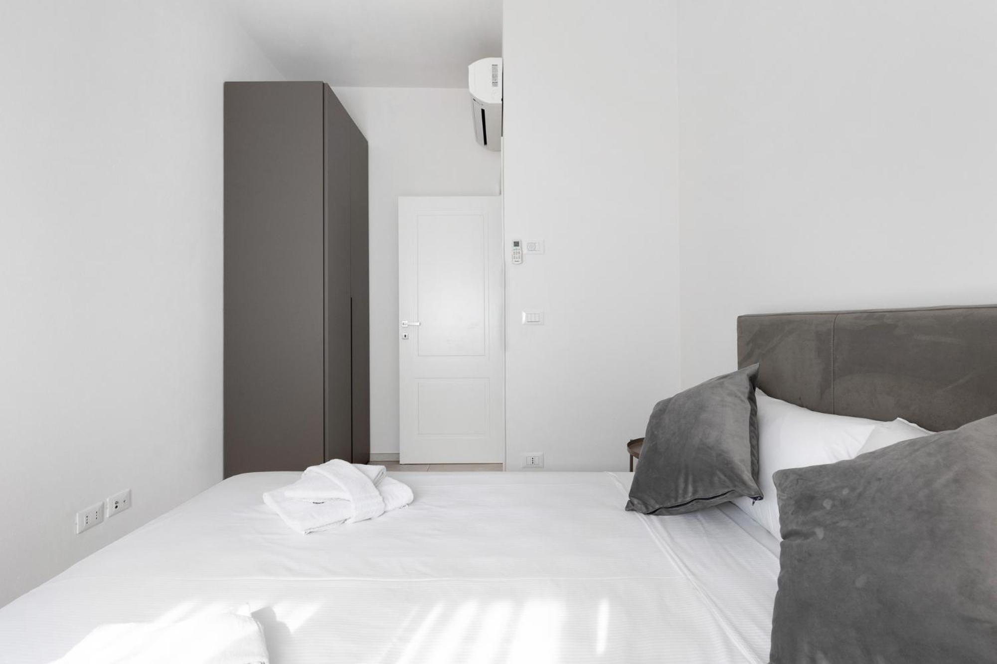 Le Dodici Porte - Porta Mascarella 1 By District Apartment *