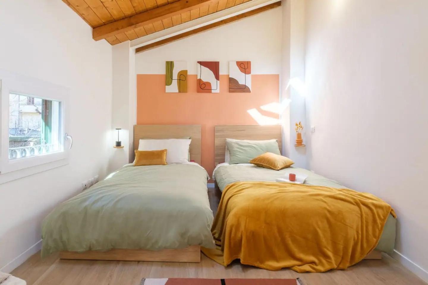 Charming Vintage By Piazza Maggiore With Garden Appartamento Bologna