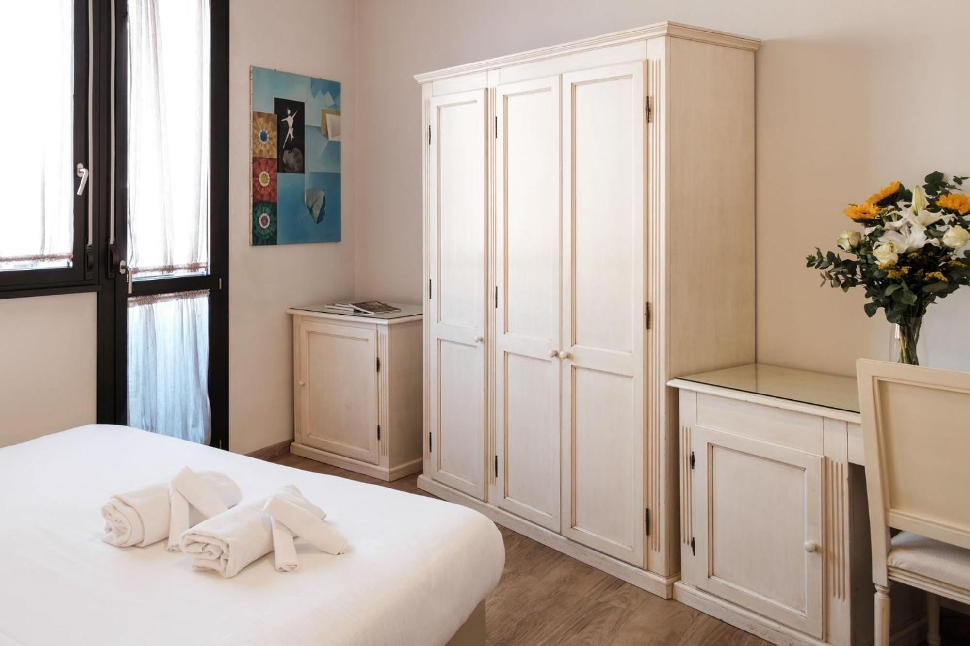 Resart Iacomus Hotel