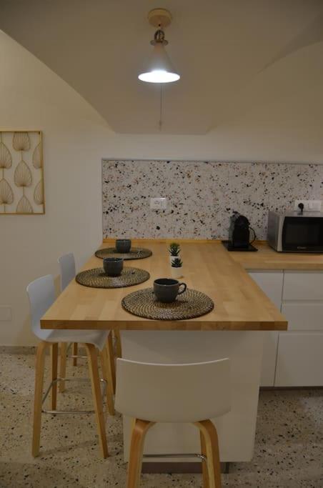 Appartamento Cozy And Quiet Near Two Towers,
