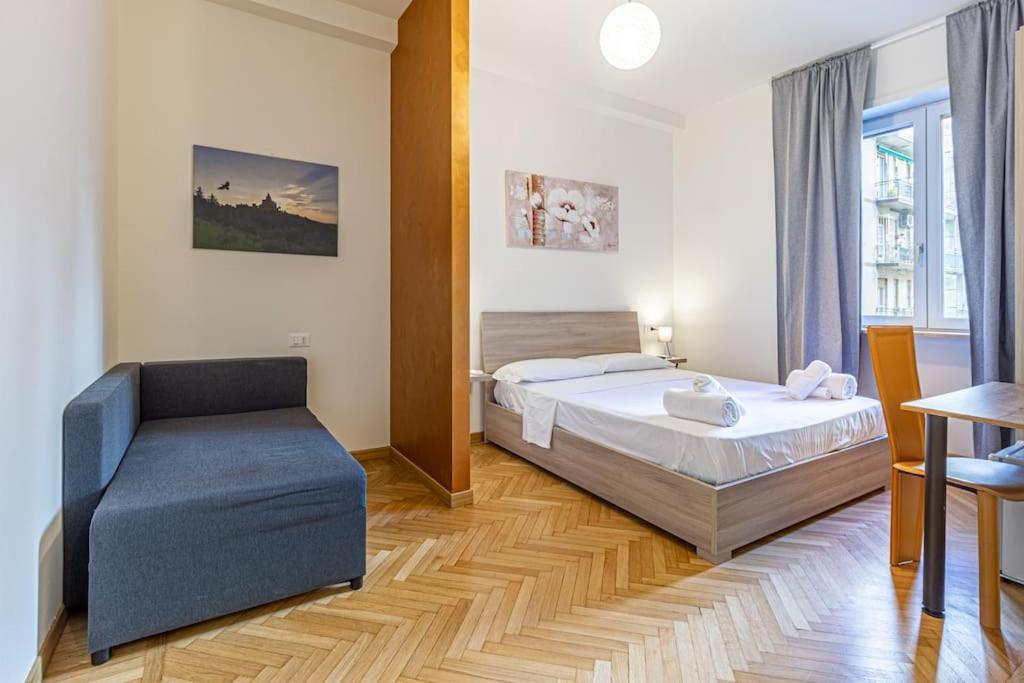 Delle Casse 4 *