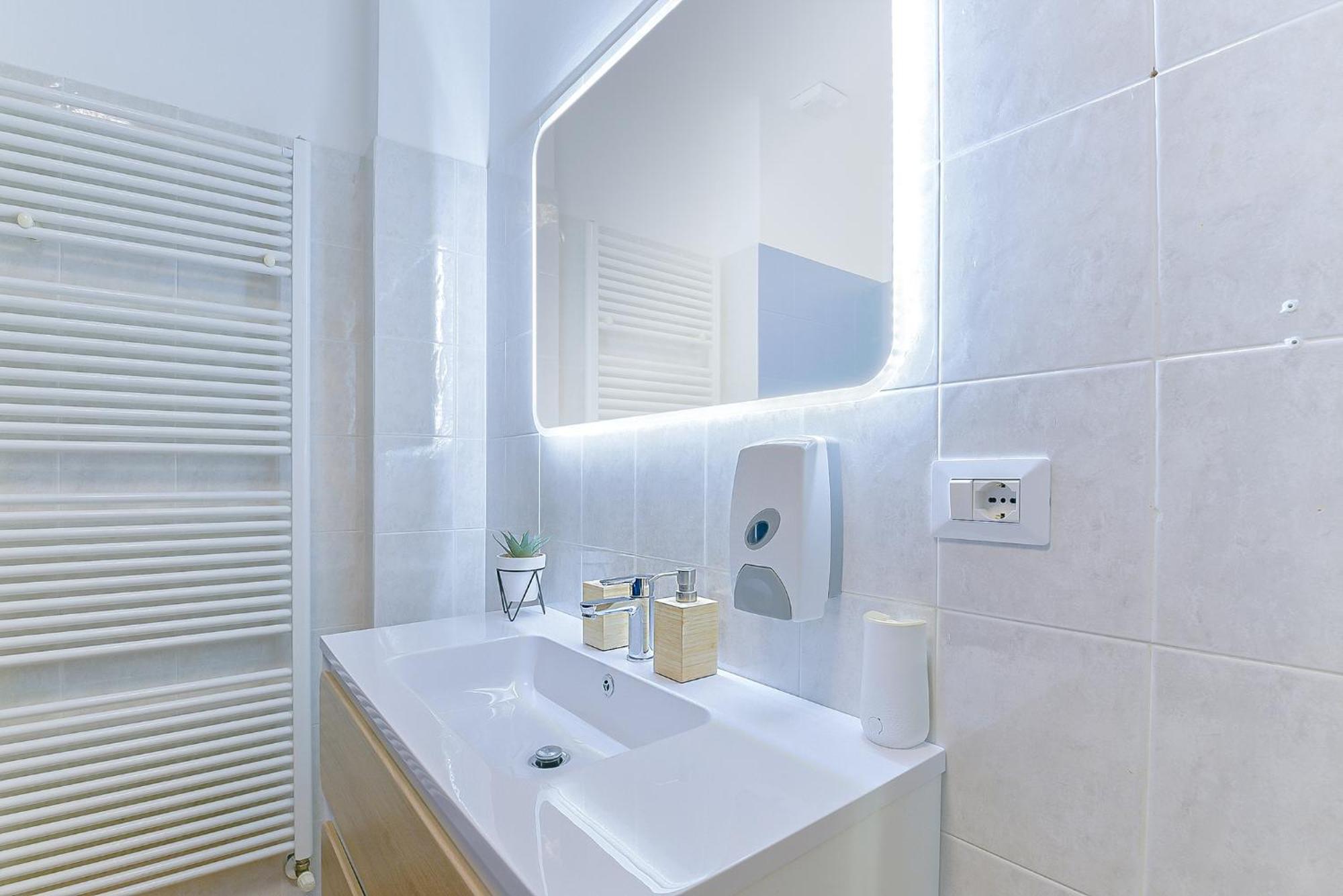 Taron House - Center Station & Fiera Bolonia