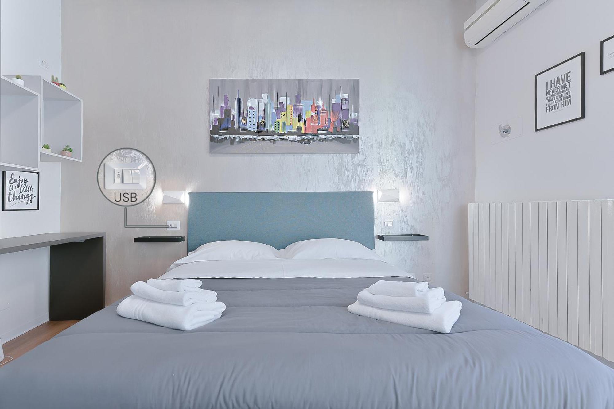 Taron House - Center Station & Fiera Apartamento