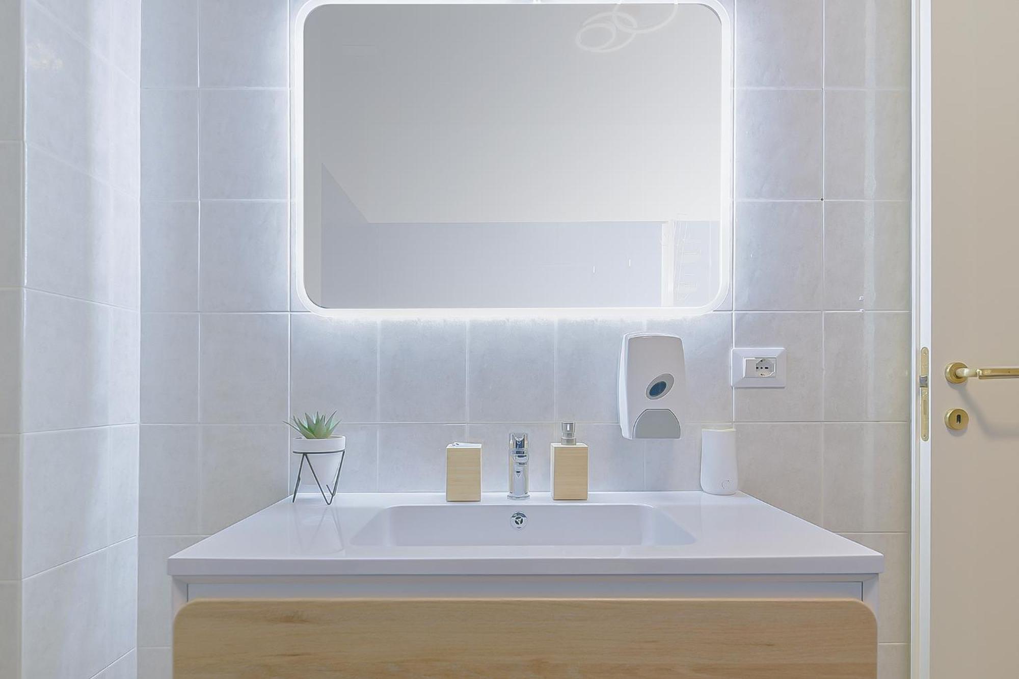 Taron House - Center Station & Fiera * Bolonia