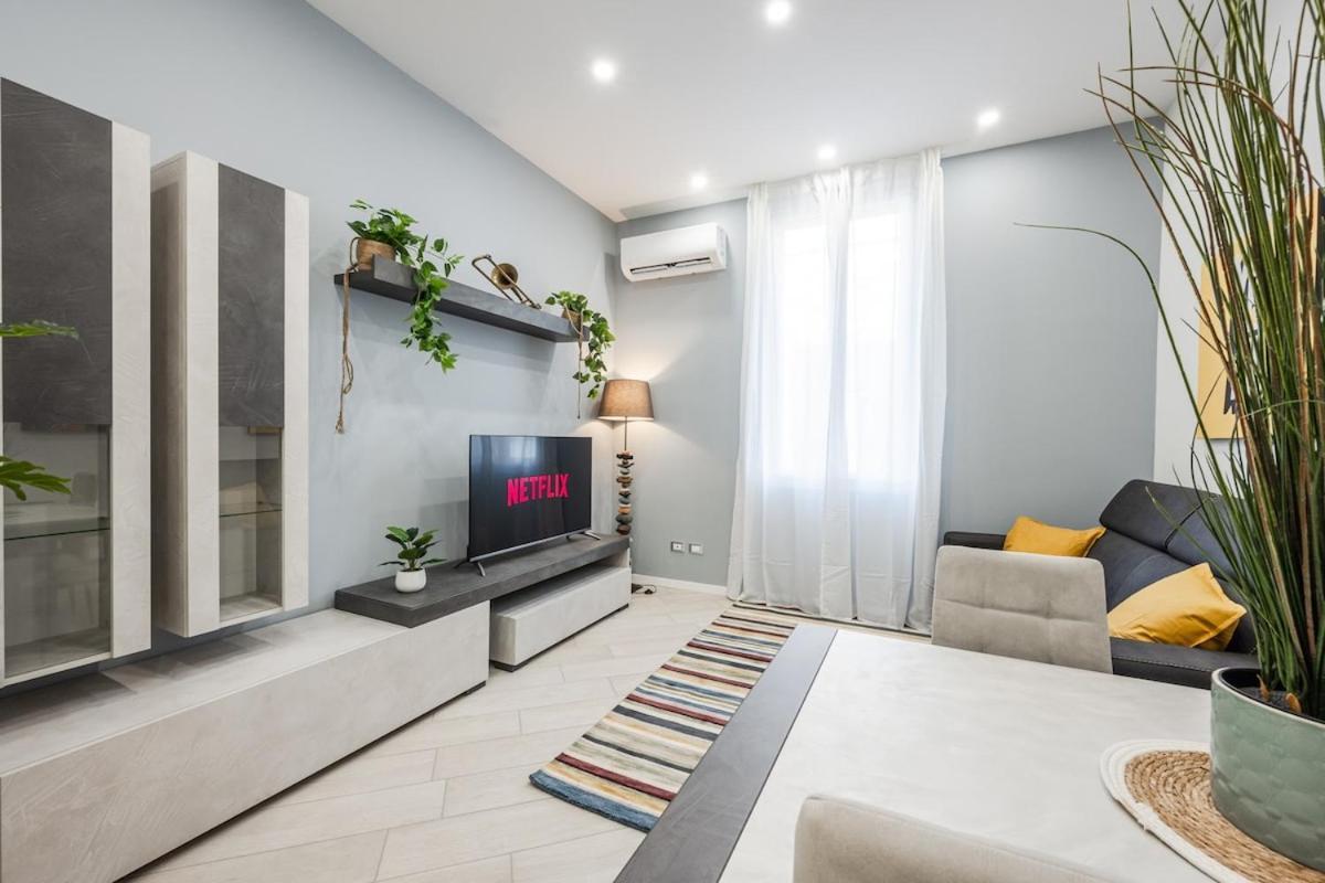 Train Station Deluxe 3 Bath *