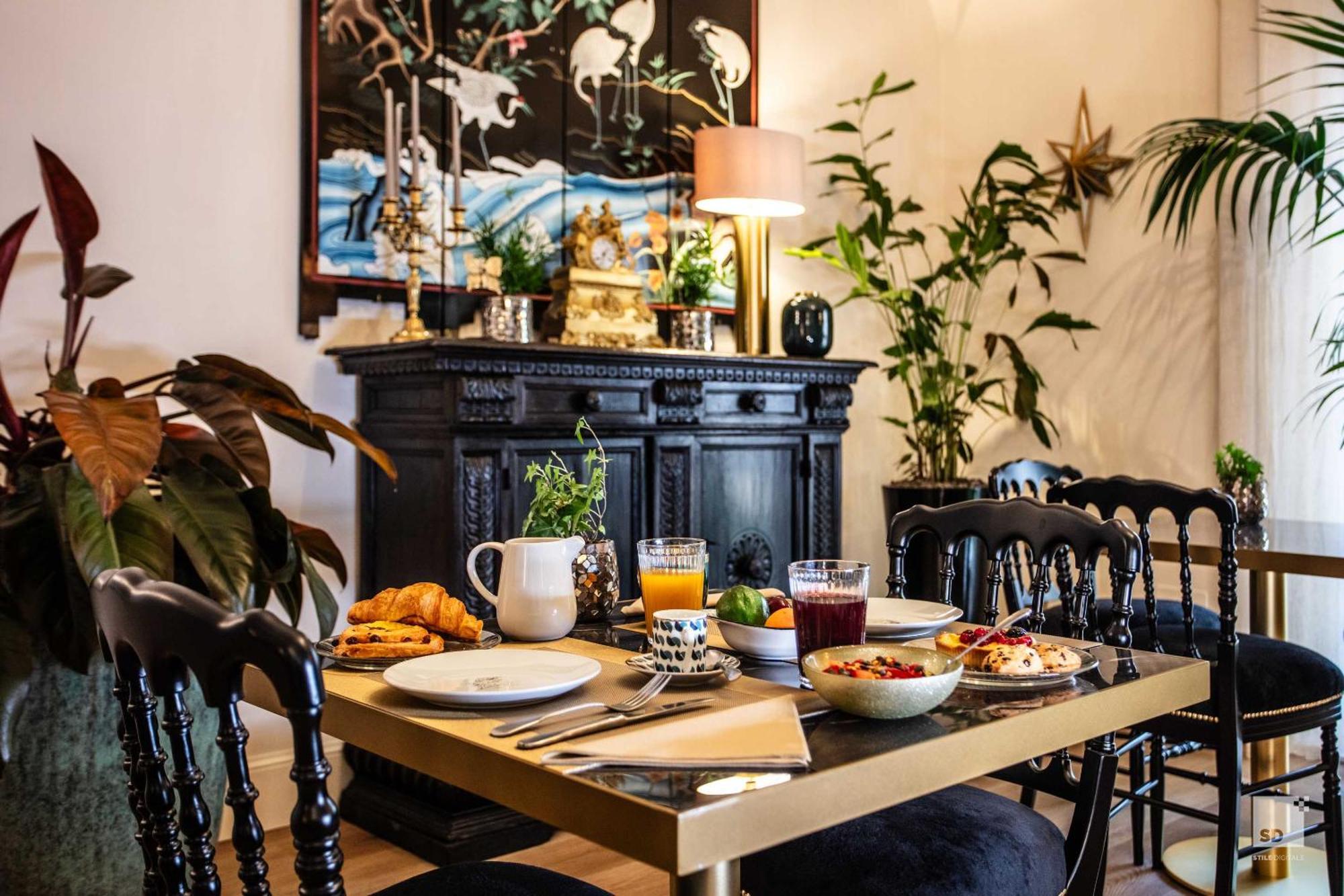 Bstar Luxury Adults Only Bed & Breakfast