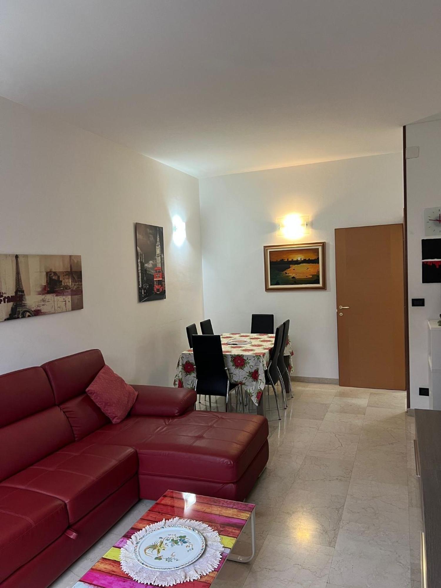 Splendido In Zona Fiera A Apartamento *