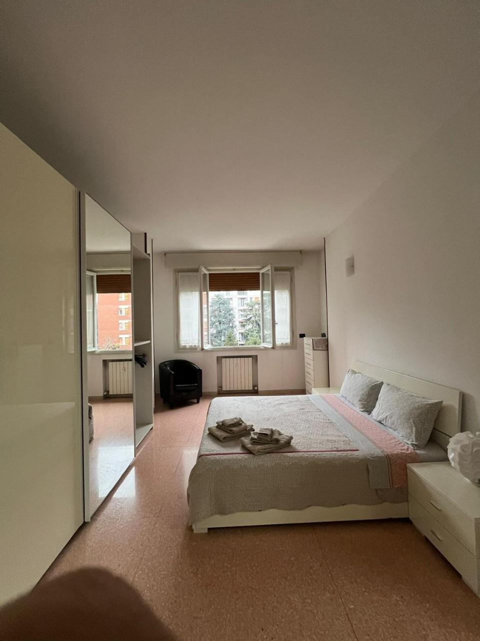 Splendido In Zona Fiera A Apartamento