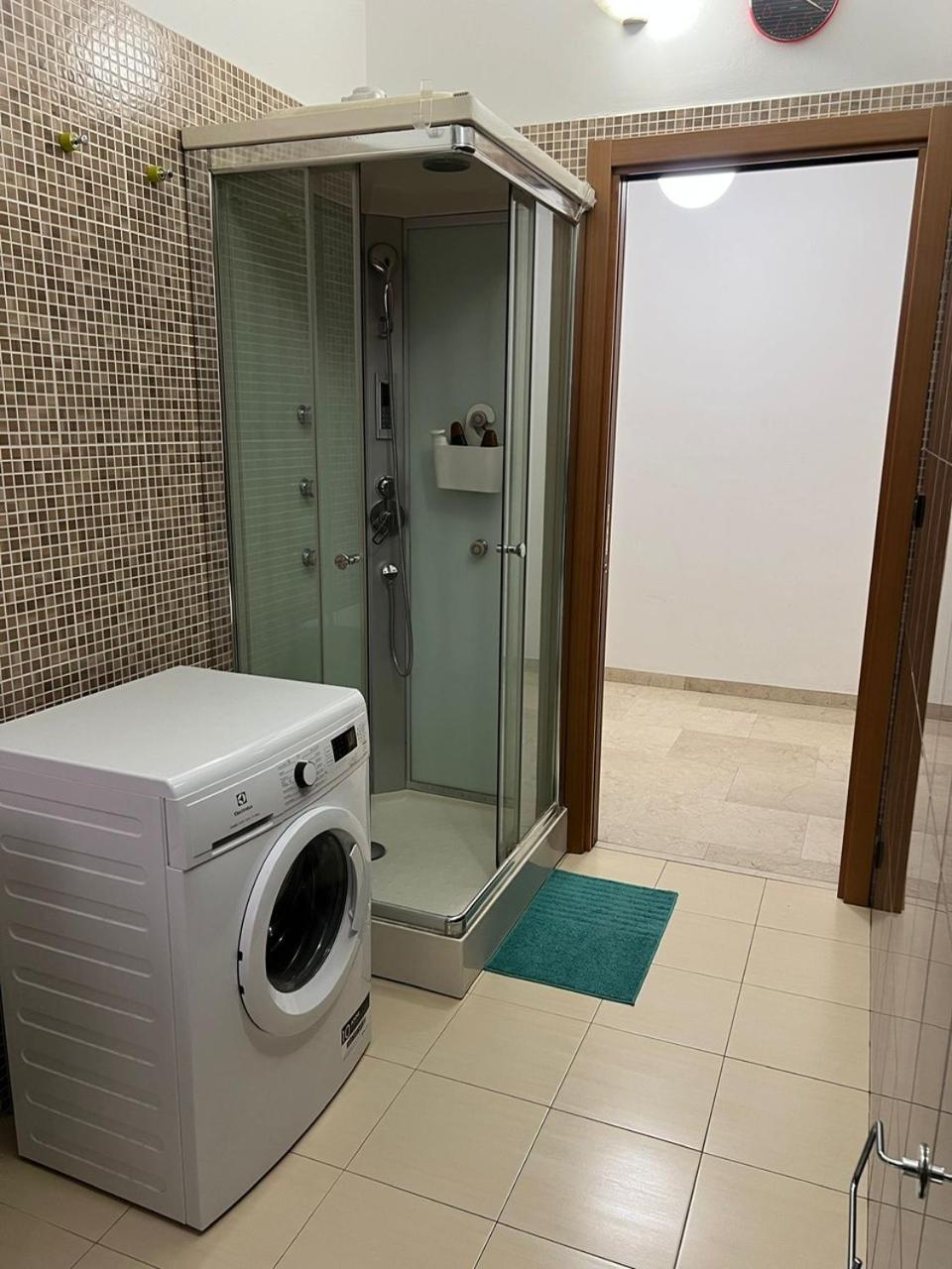Apartamento Splendido In Zona Fiera A Bolonha