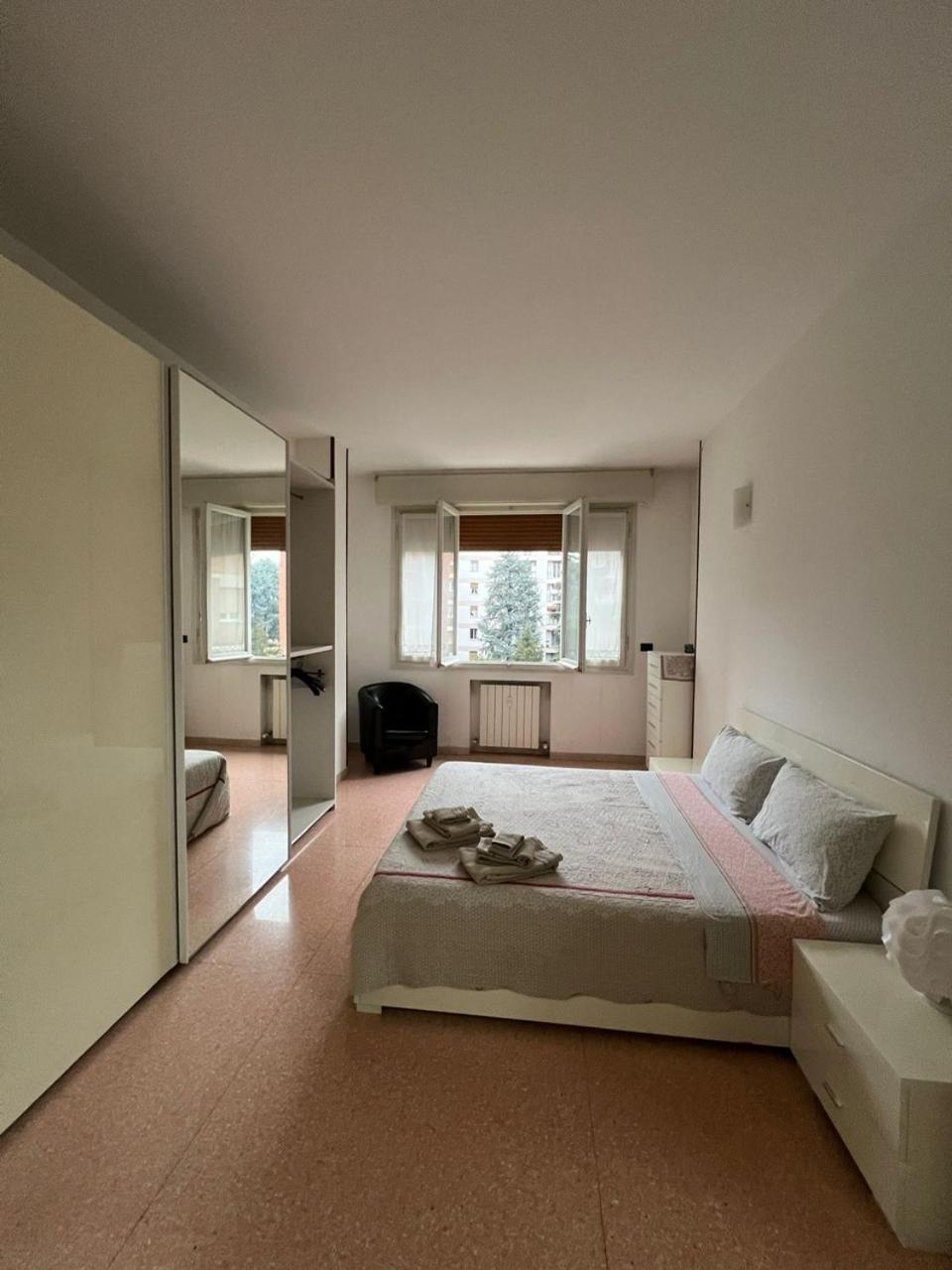 Splendido In Zona Fiera A Apartamento *