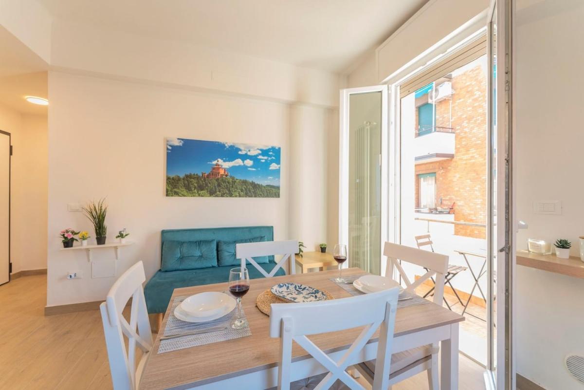 A 10 Min Da Sant'orsola - Interno 12 Design E Comfort Appartamento Bologna