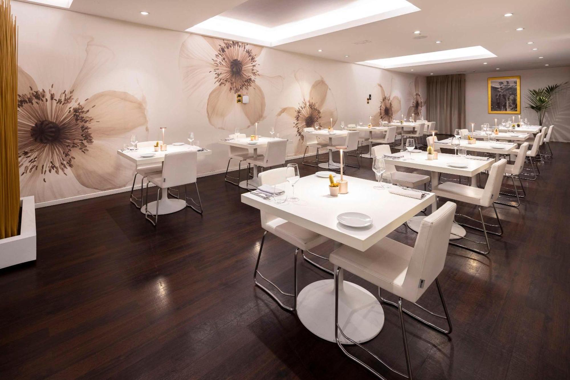 Western Tower 4* Bologna