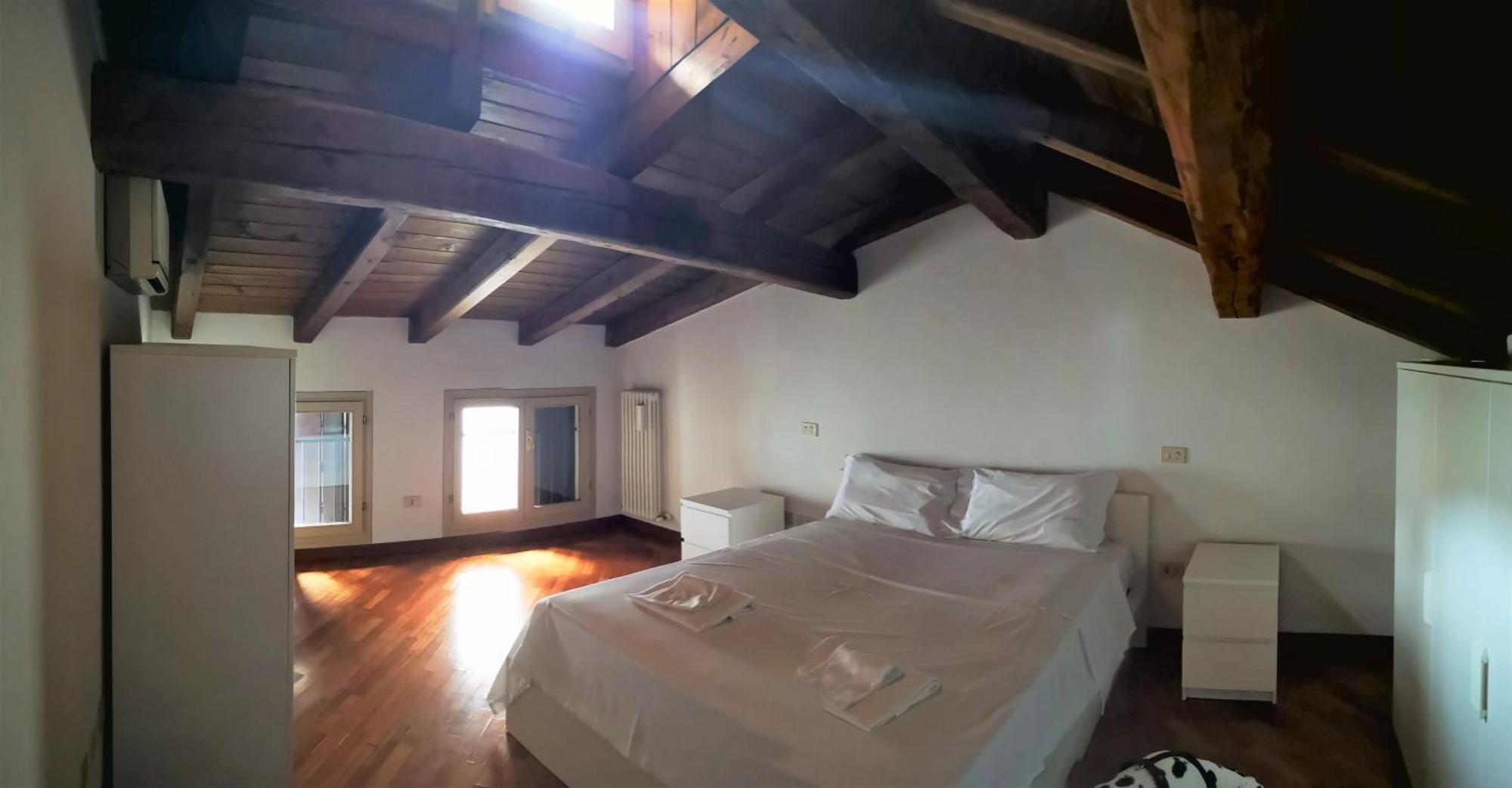 Palazzo Bargellini Panzacchi & Via De' Pepoli * Bologne