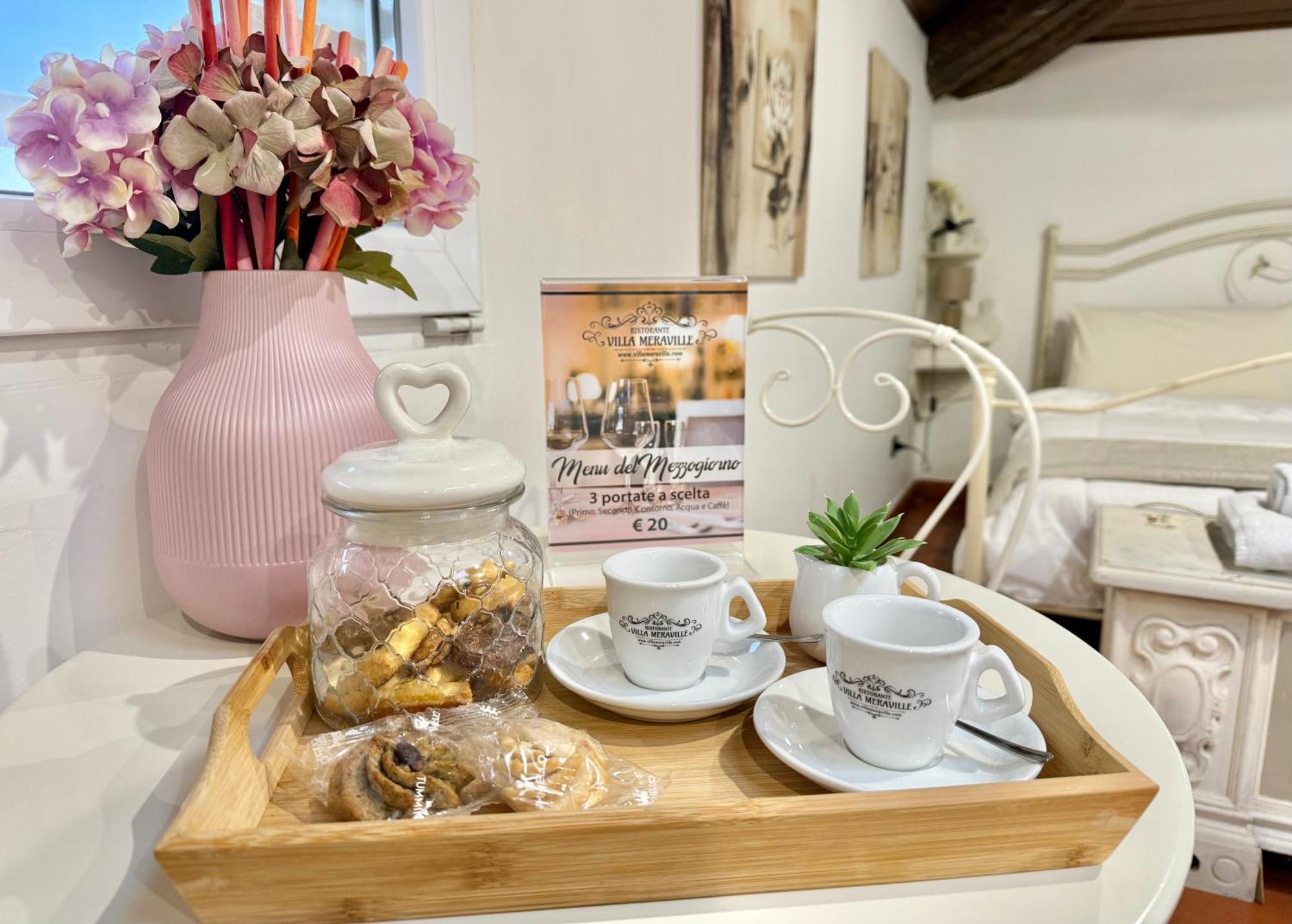 Ristorante Club Meraville Guest house