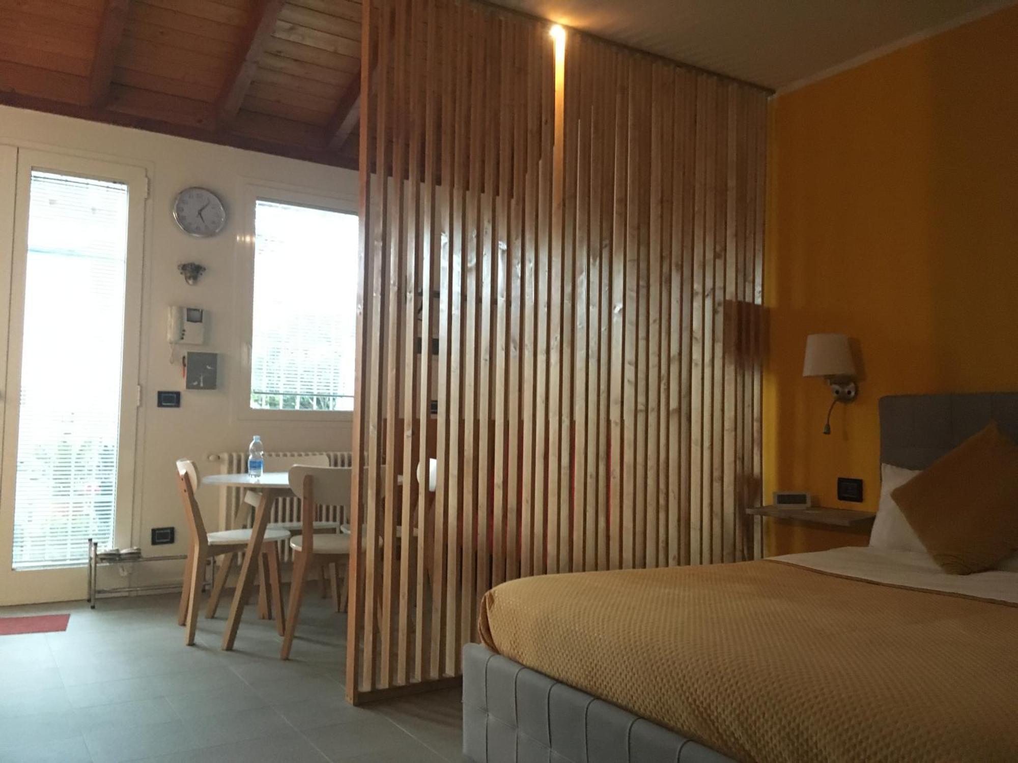 Futura Bed & Breakfast *