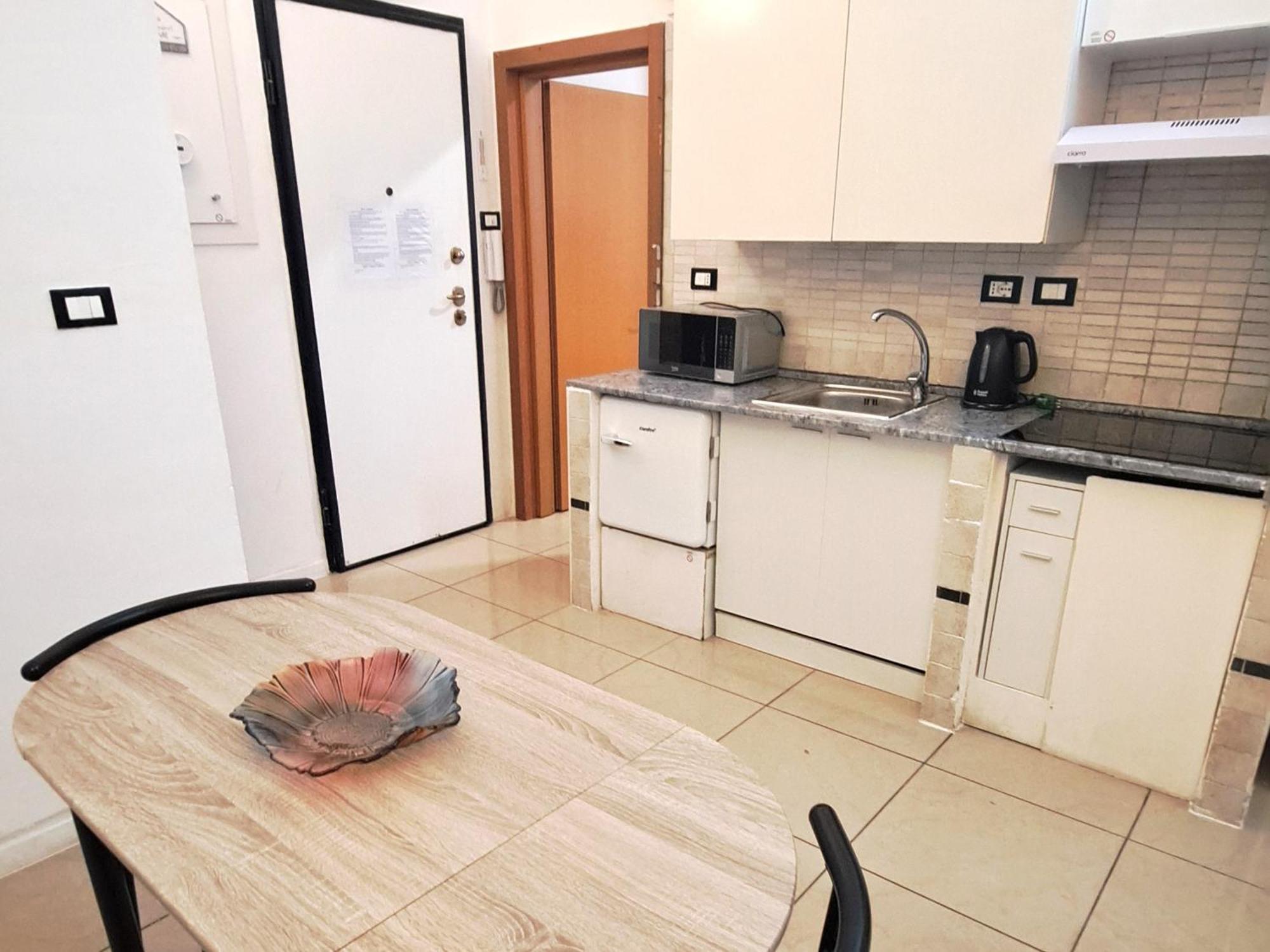 Apartment Fiera Bolognina - Komodo - Completo Con Giardino E Parcheggio Privato Gratuito Bologna