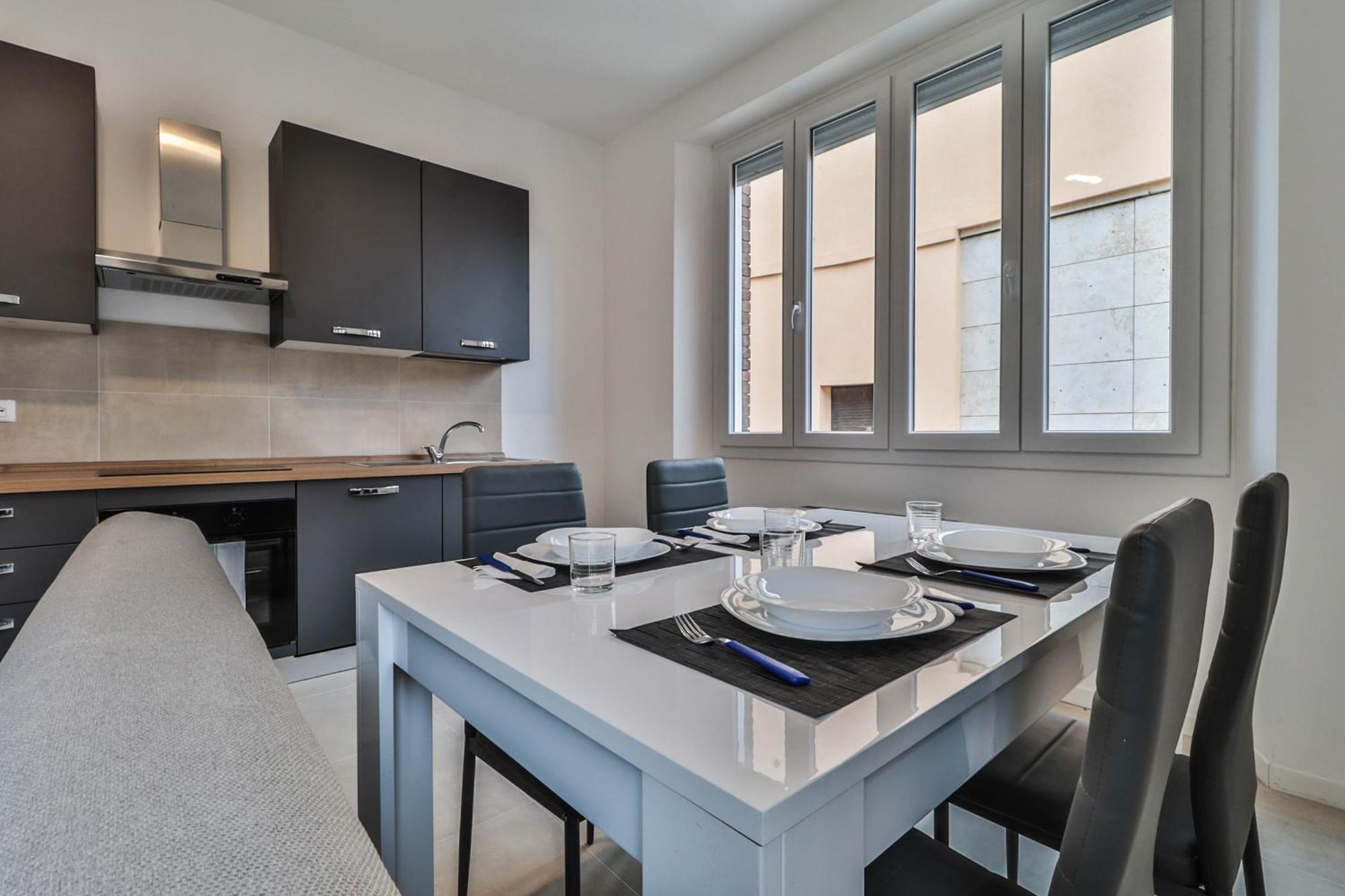 Arcos - 10 Minutes Walk To Piazza Maggiore Apartment