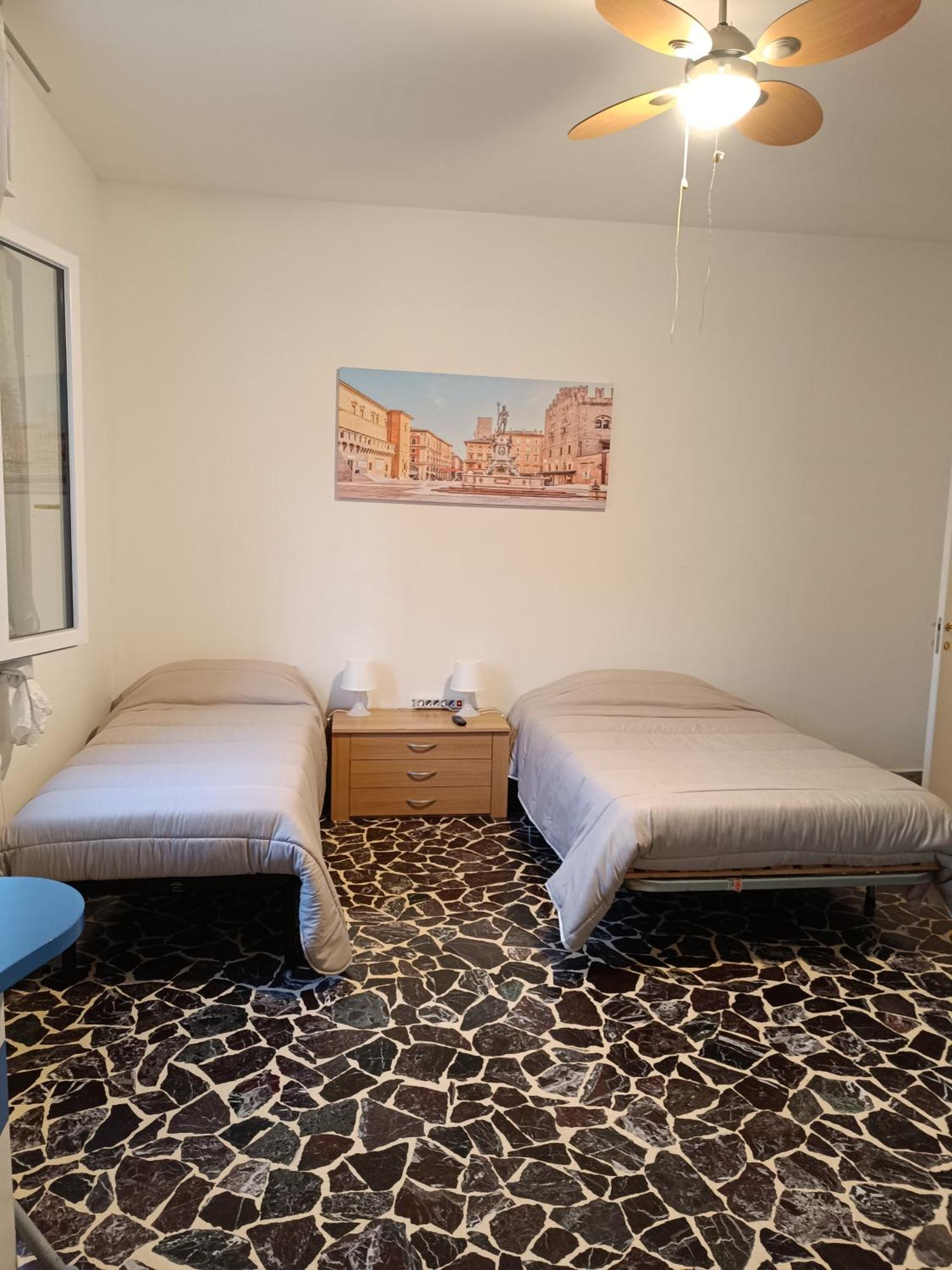 Elegante 90 Mq Zona Corticella Fiera Apartamento