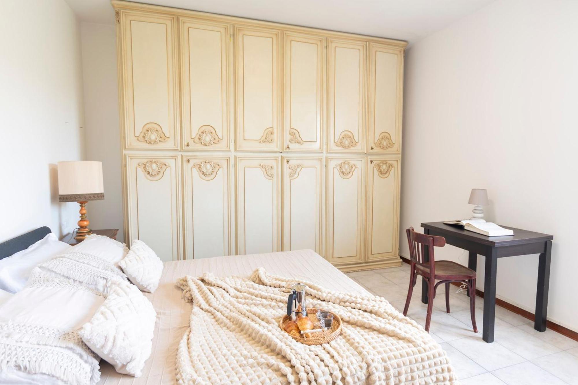 Bellaria House *