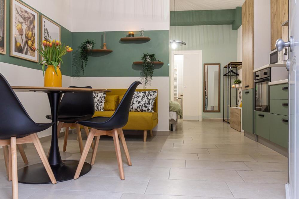 Airport Area With Free Parking Vakantiehuis