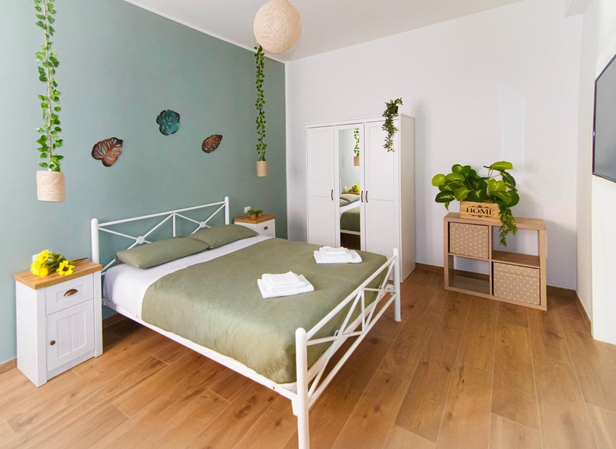 Sunny's House Bed & Breakfast