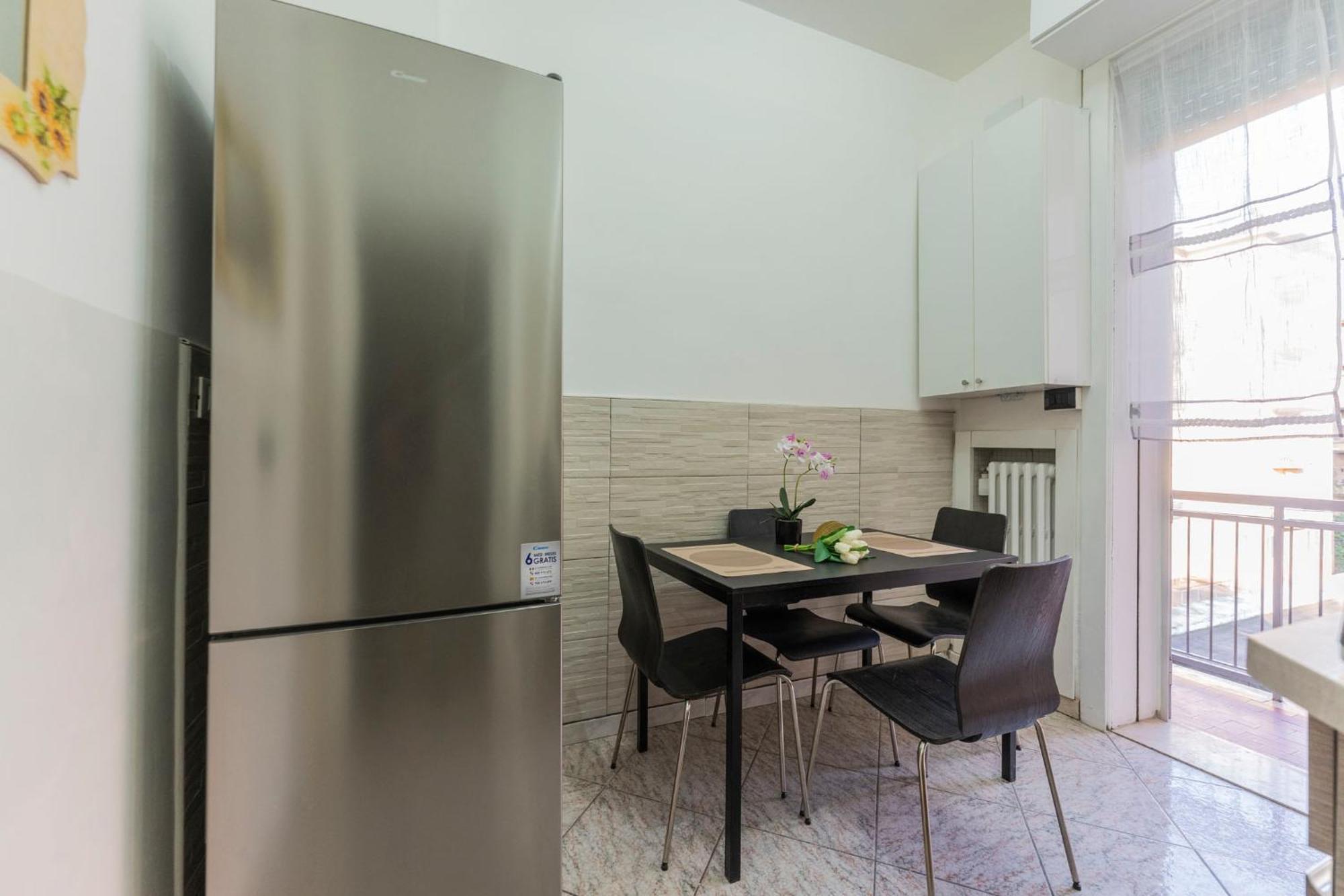Fioravanti - San Luca & Genesis House, A Pochi Passi Dalla Stazione, Vicino Al Cuore Di Apartahotel *