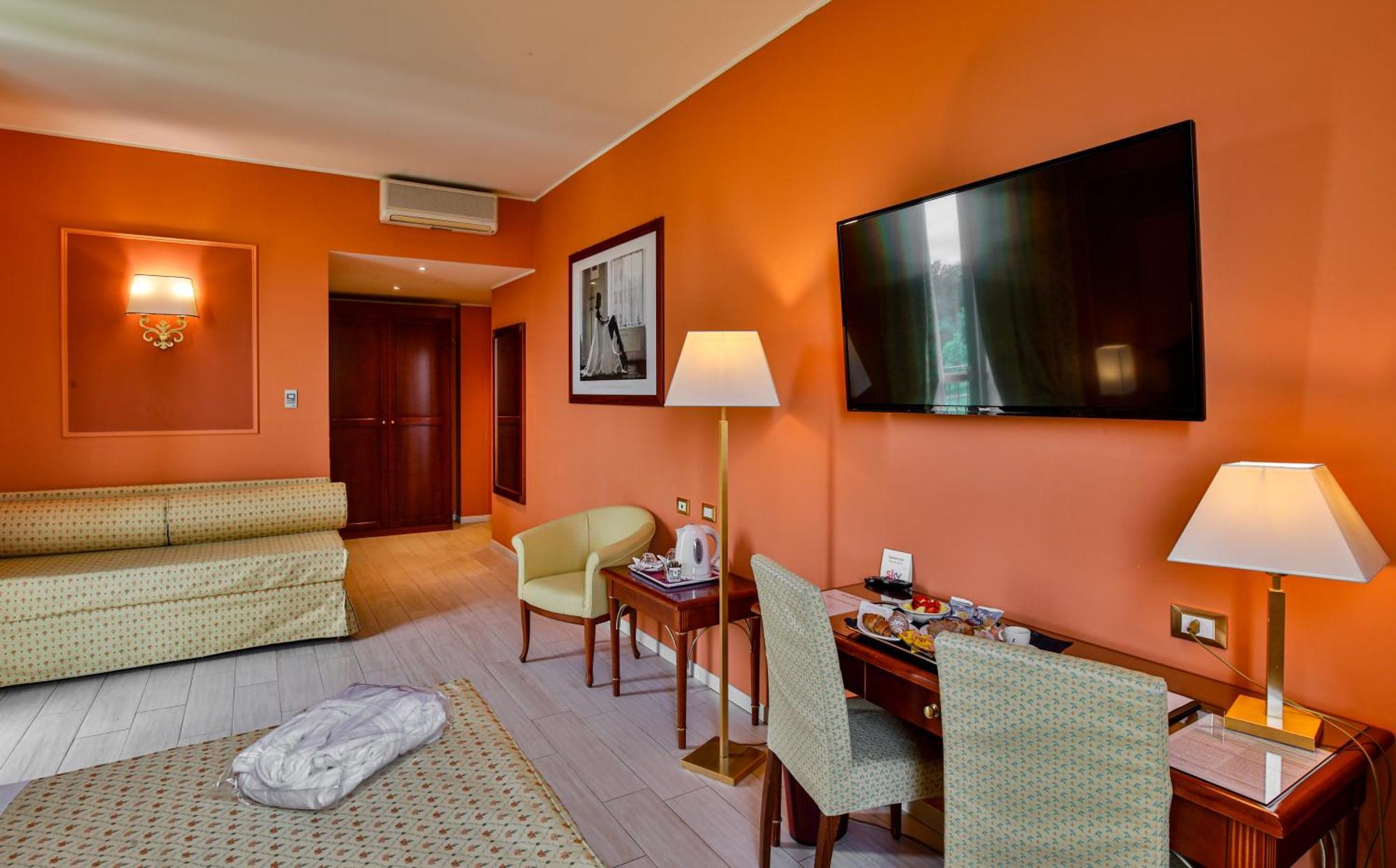 Savoia Regency Hotel 4*