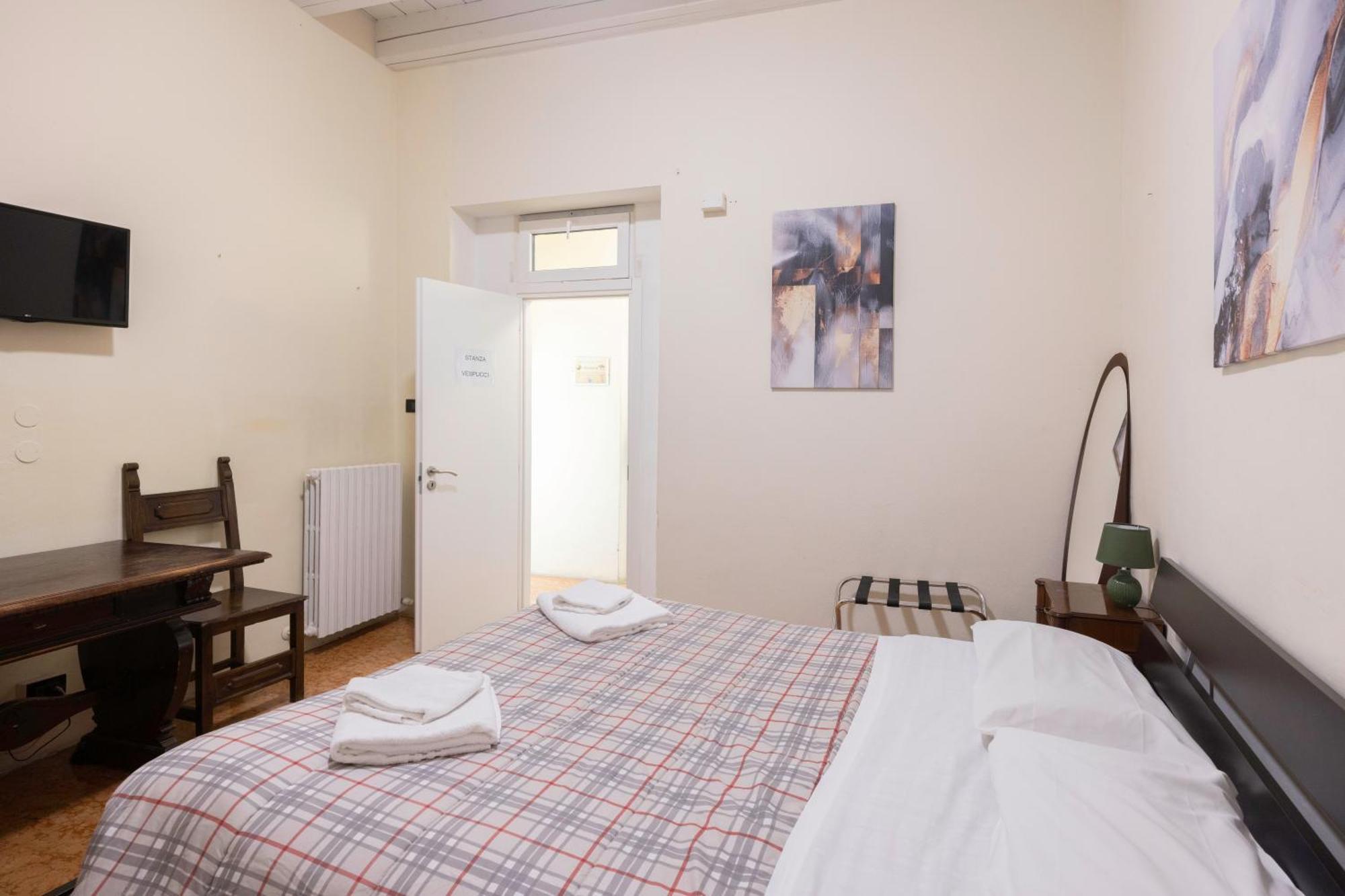 Le Stanze Nel Ghetto, By Short Holidays Affittacamere Bologna