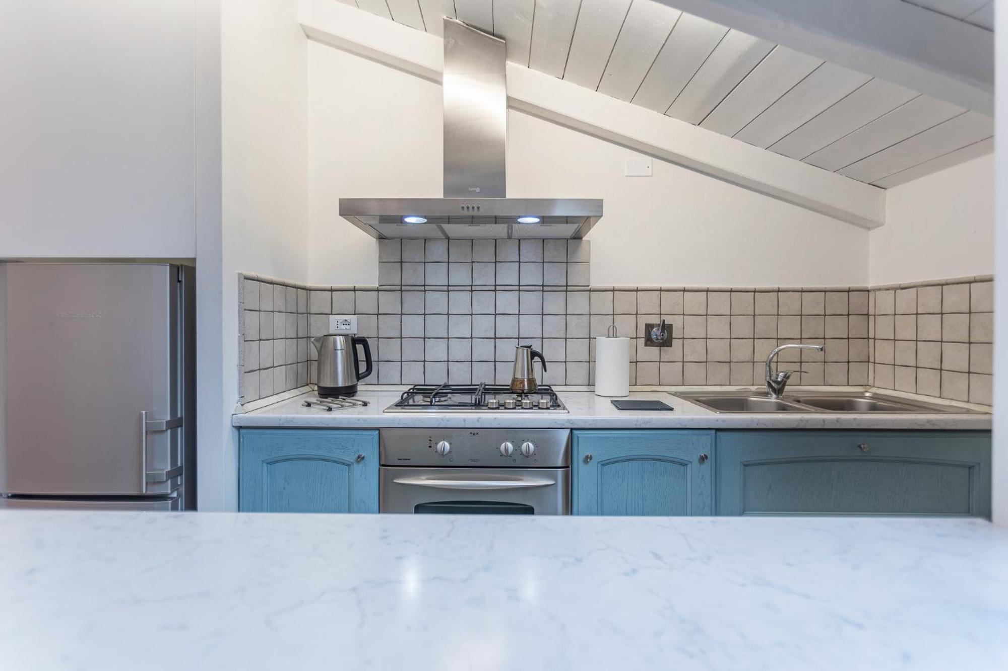 Apartamento Pratello Elegante E Raffinata Mansarda