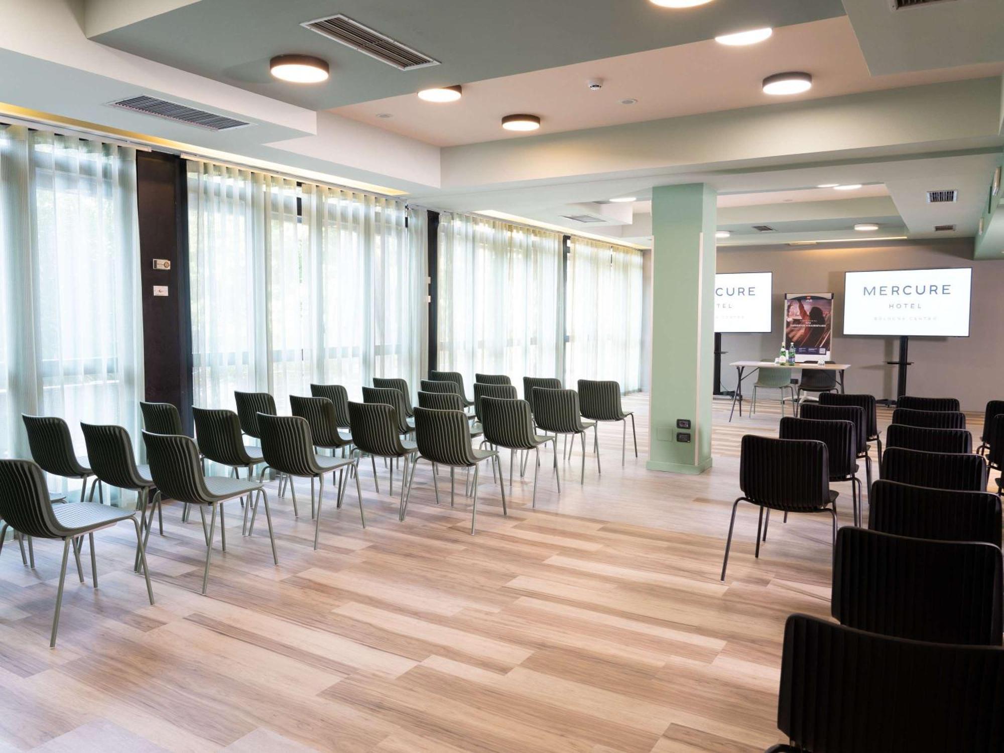 Mercure Centro 4*