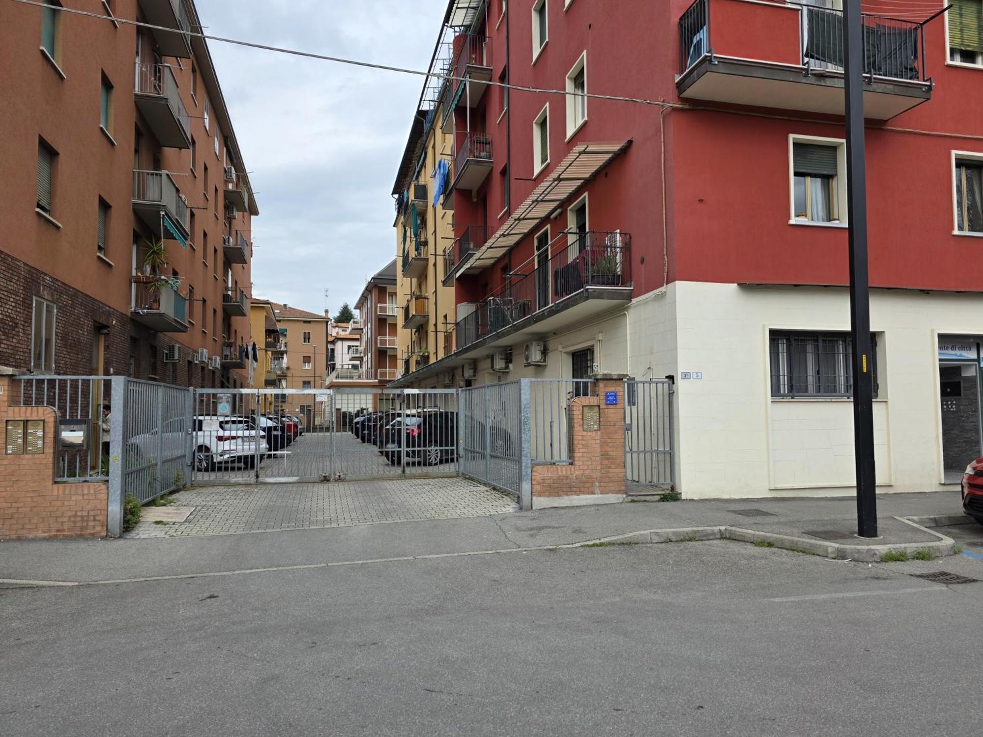 La Ca' Gobetti Affittaly * Bologna