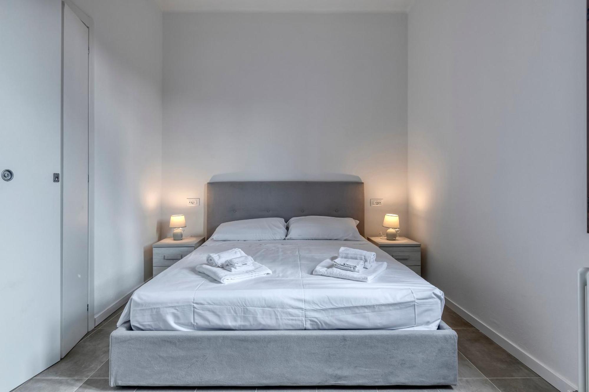 Blueshouse Carracci Bed & Breakfast *