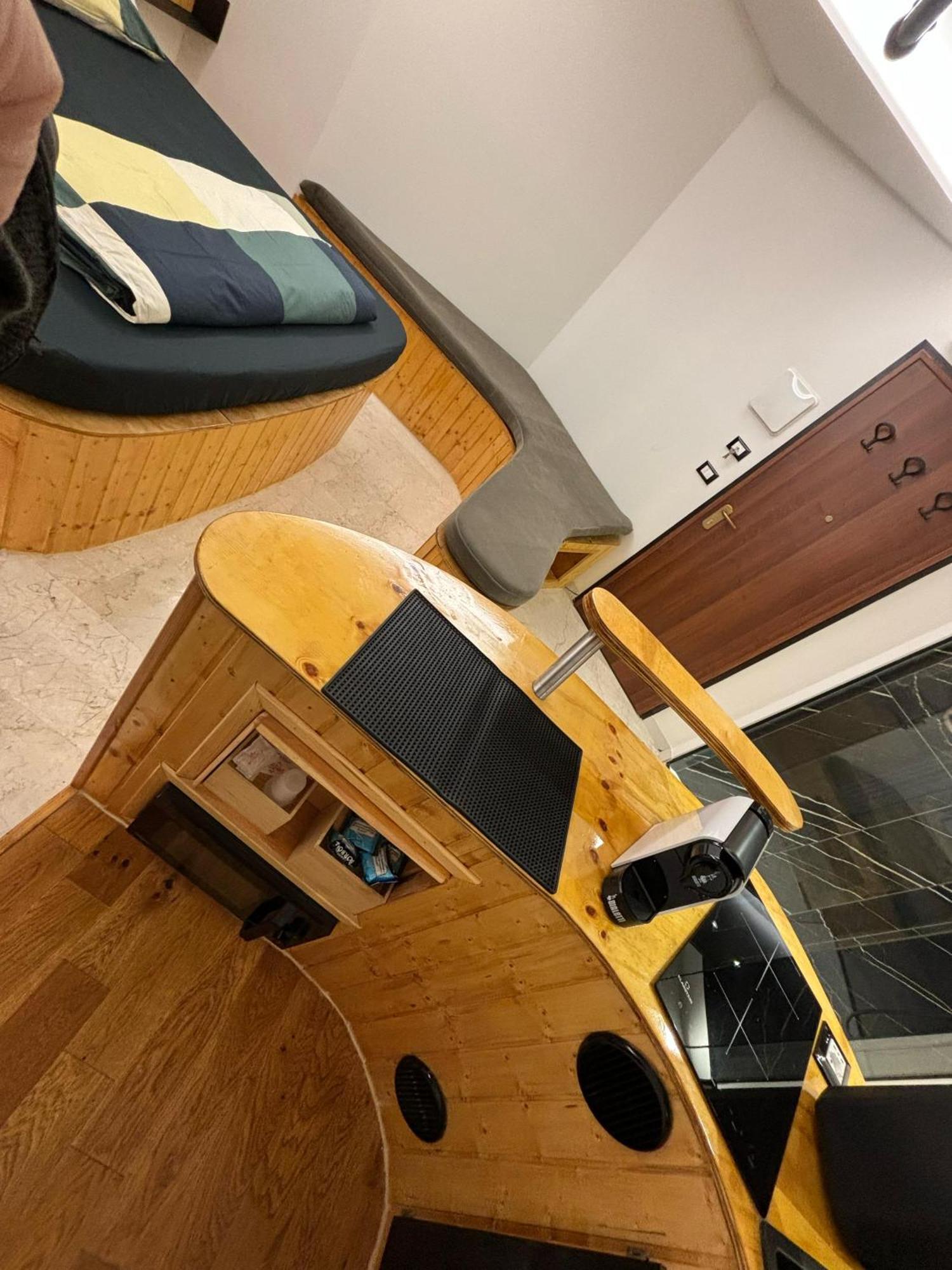 4roomz Couette-café 3*