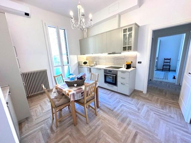 Lejlighed Brand New !!! Ancient Liberty Style Completely Renovated 2025 *