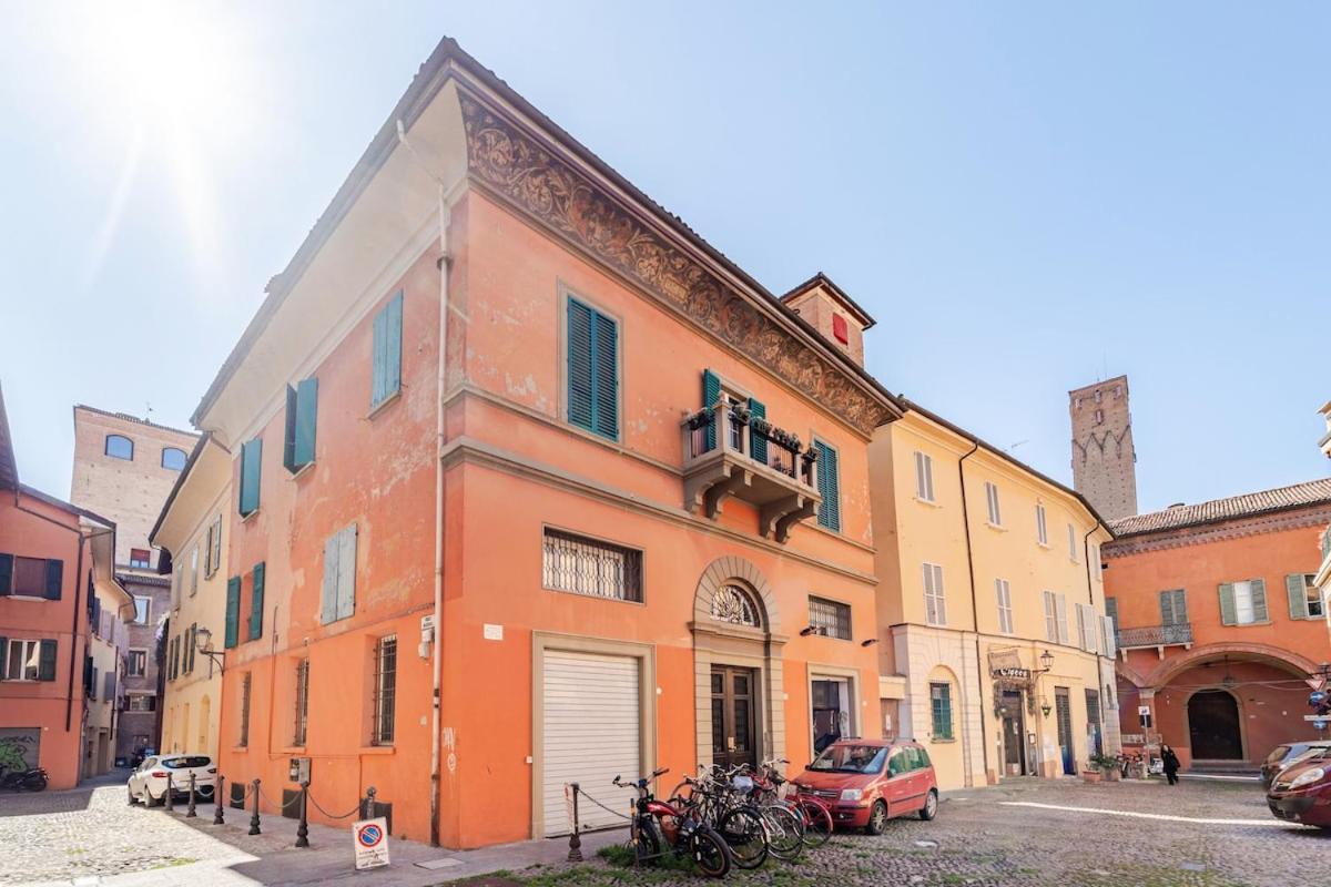 Deluxe Fine Art Historic Centre