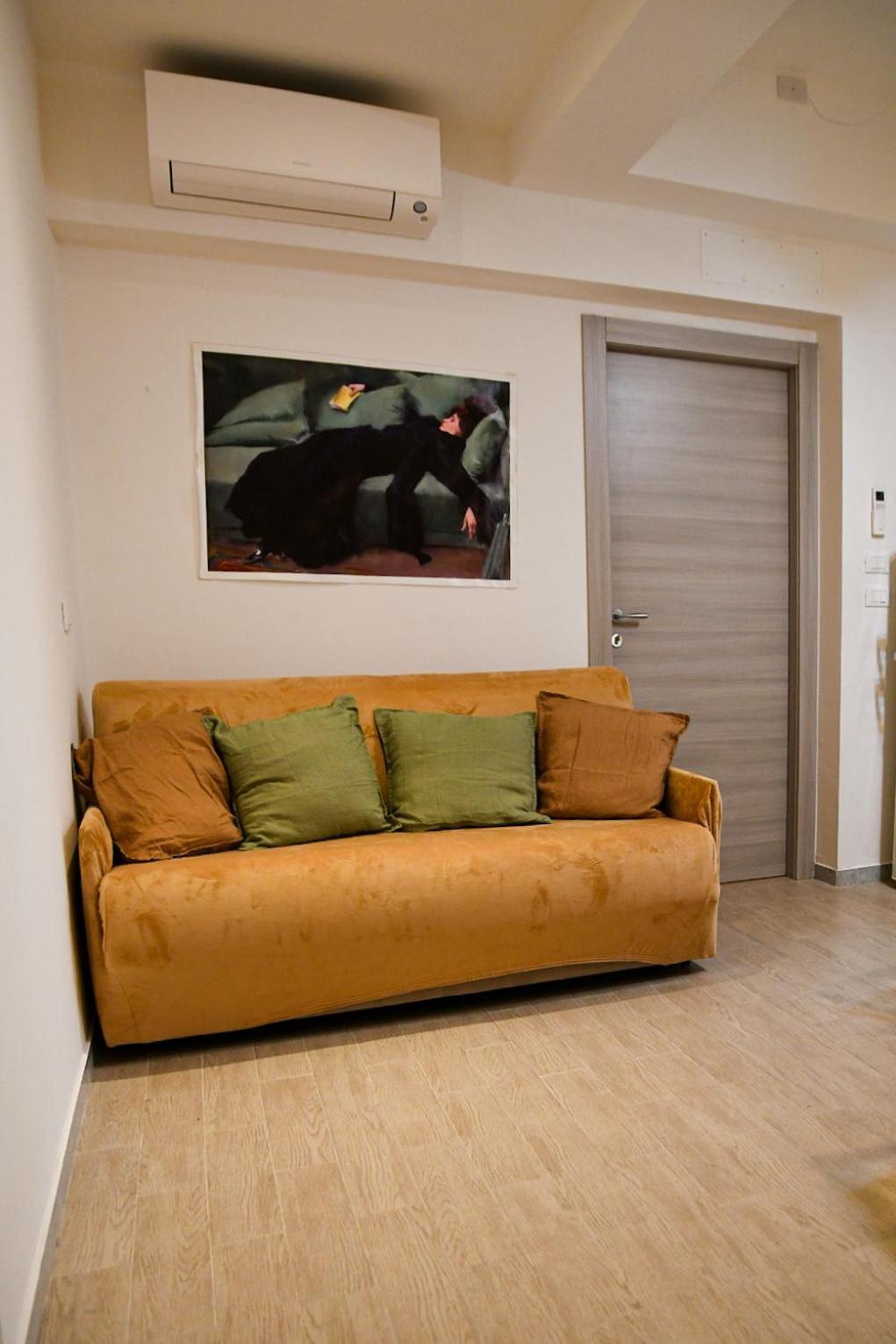 Fiora 7 House Appartamento *