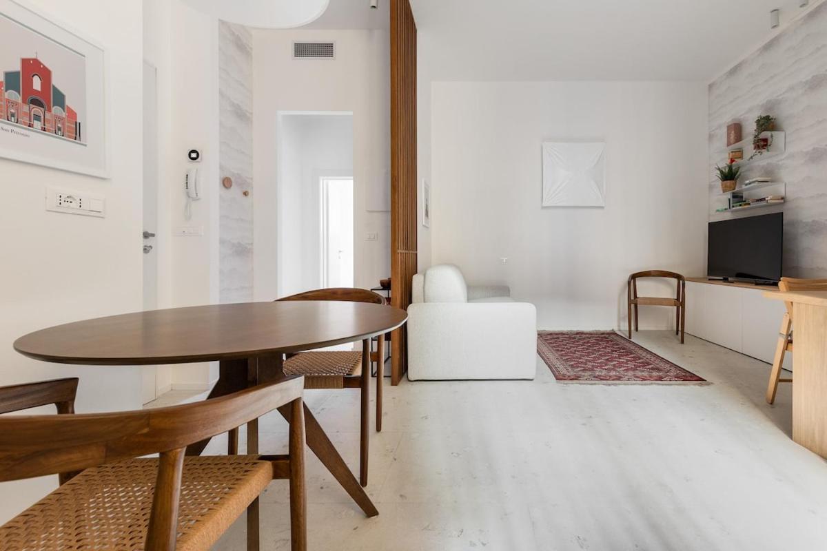 Appartamento San Vitale 86, A Stone's Throw From The Two Towers