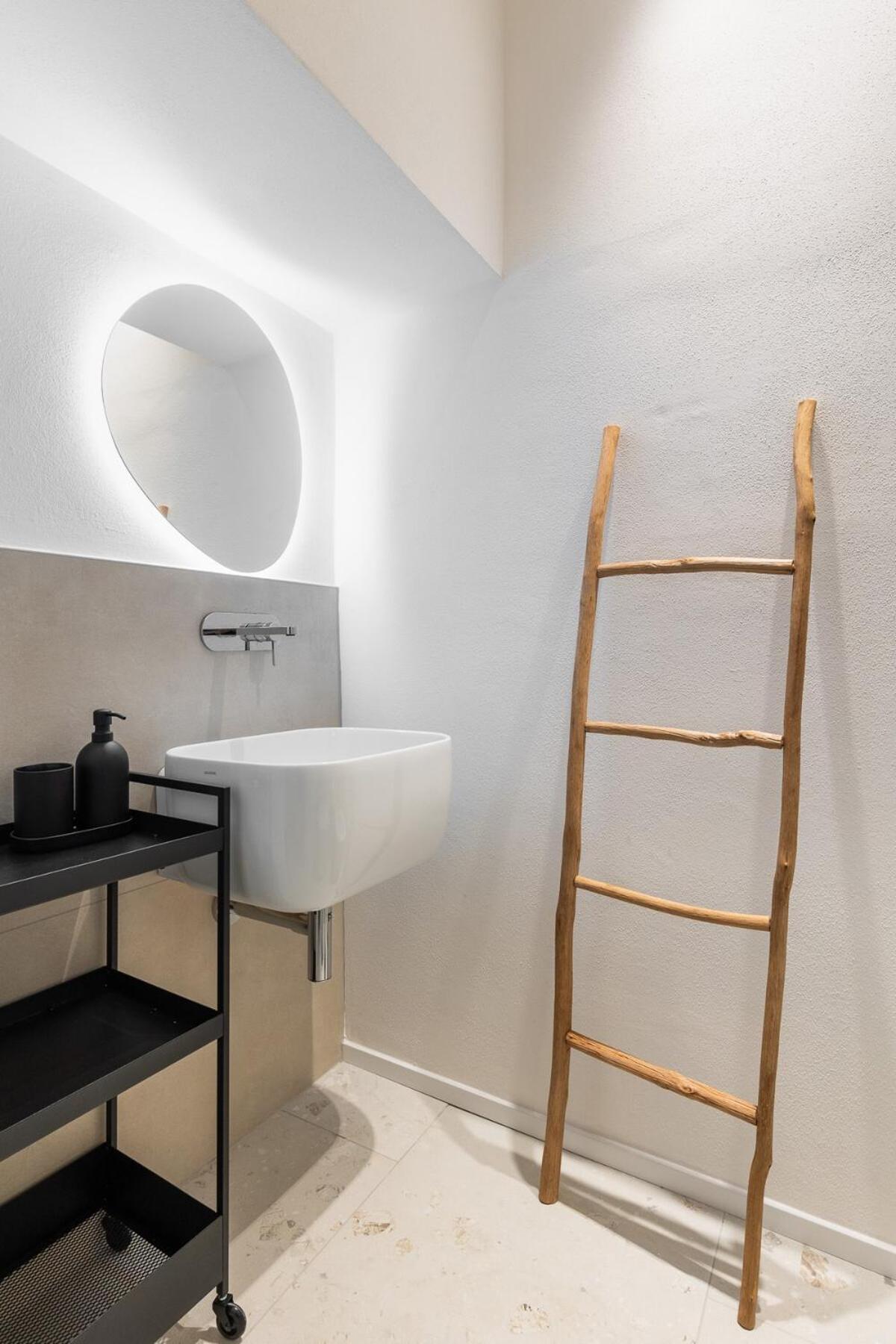 Appartamento San Vitale 86, A Stone's Throw From The Two Towers