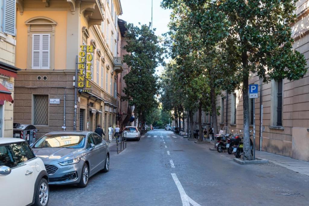 Affittacamere Due Torri 1 Luxury Palace- Bedinbolognacentro