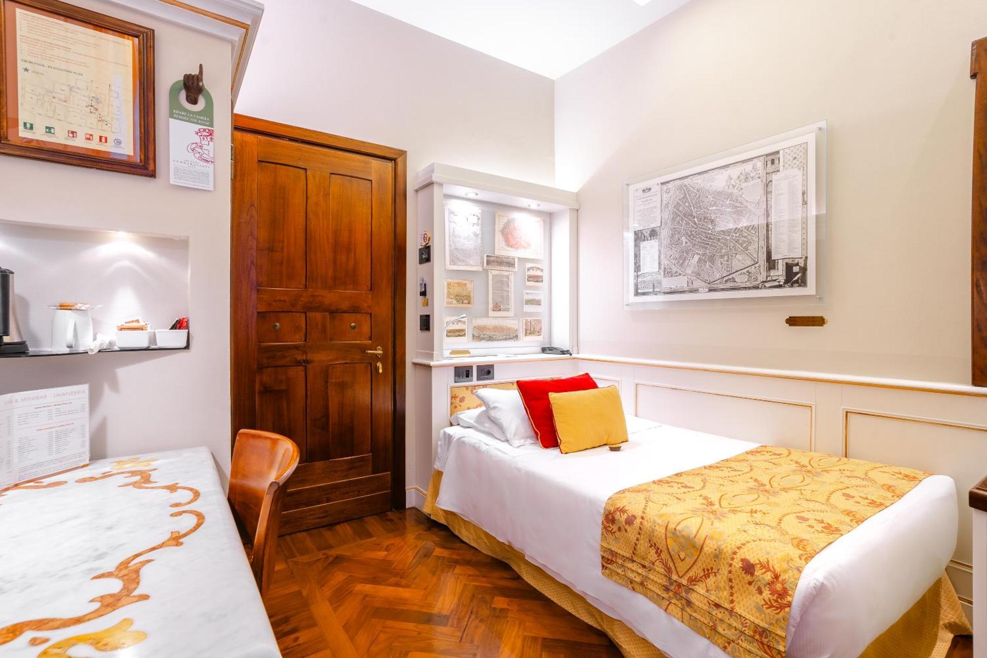 Art Commercianti Hotel 4*