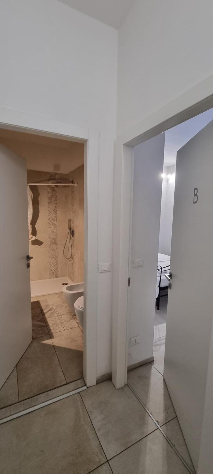 Via Galliera Apartamento