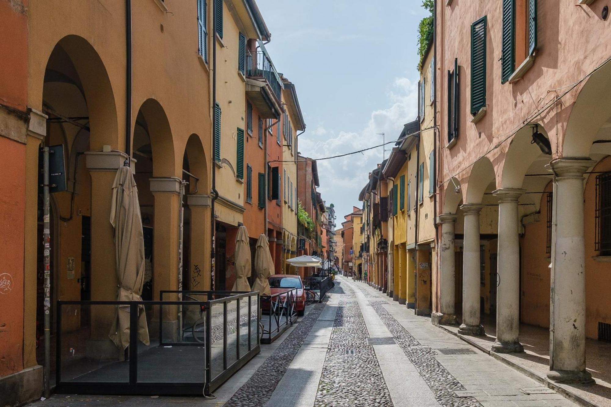 Apartment La Mansarda Del Pratello By Wonderful Italy *