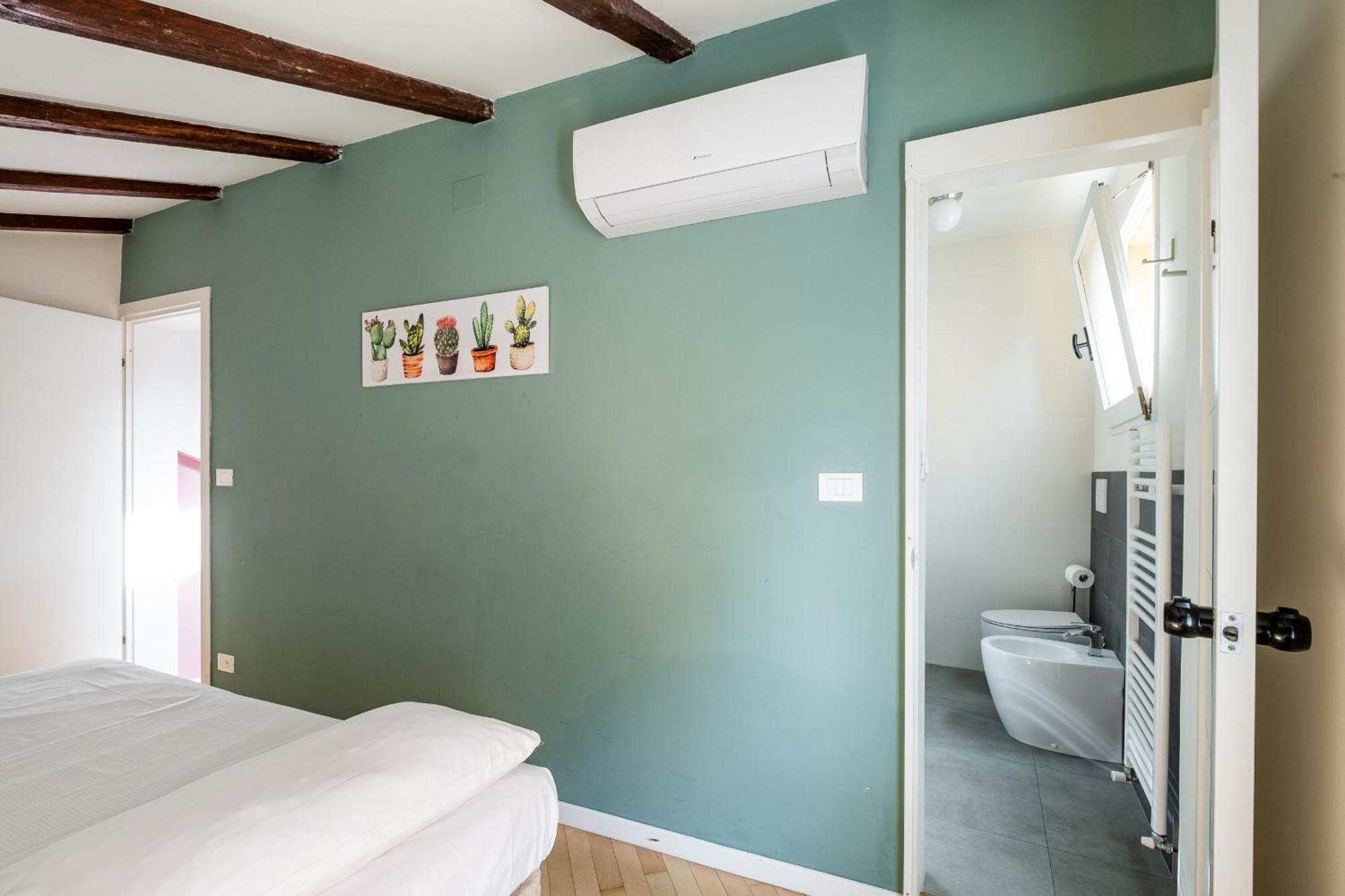 Apartment La Mansarda Del Pratello By Wonderful Italy Bologna