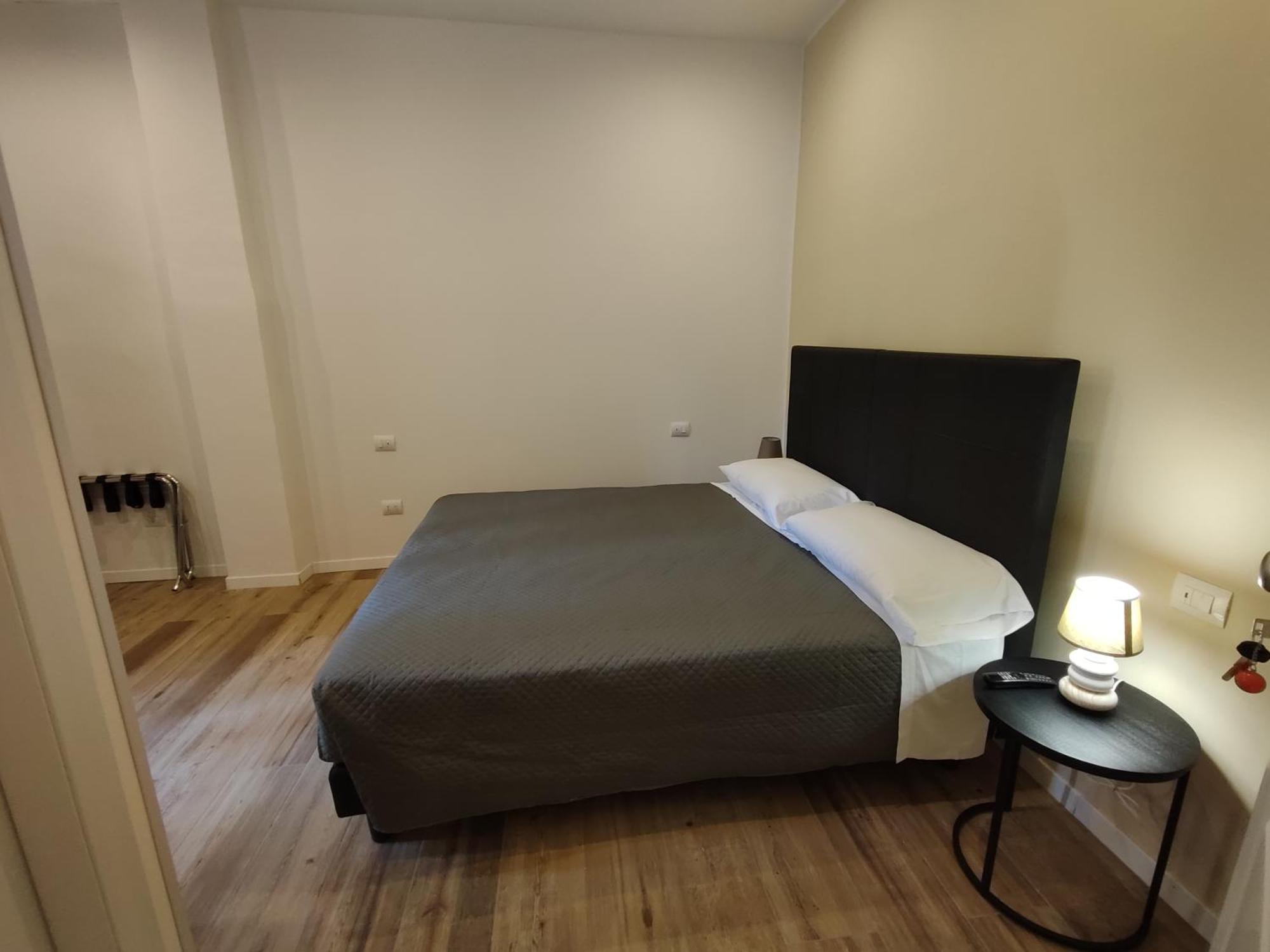 Residenza Maggiore 10 - -