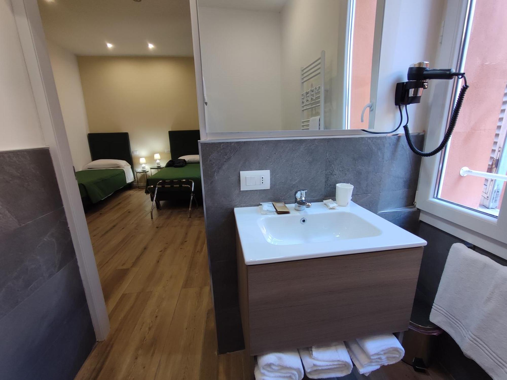 Residenza Maggiore 10 - - Bed & Breakfast Bologna