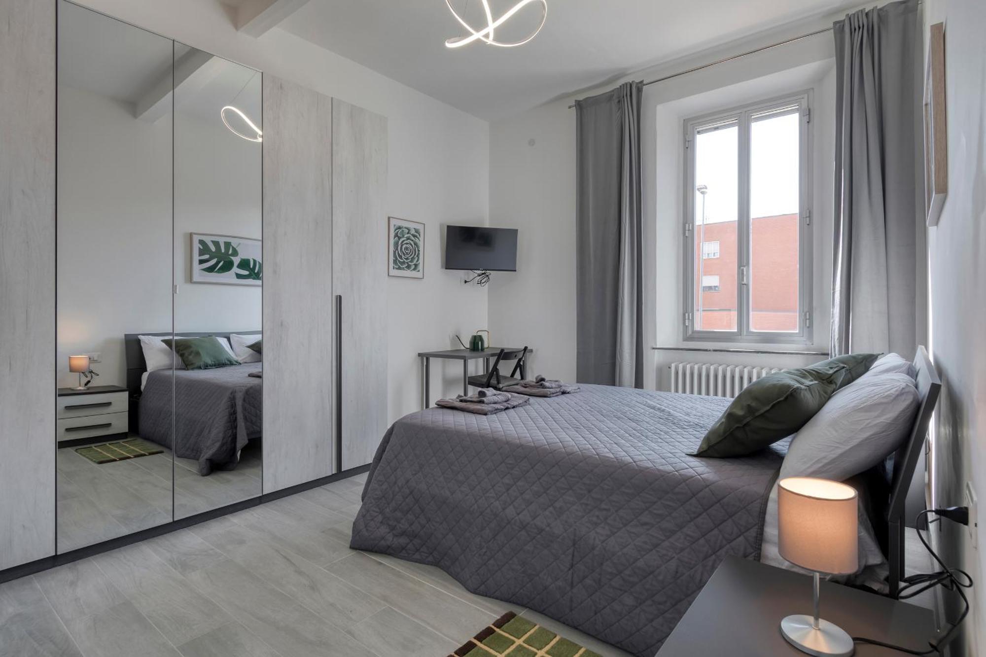 Civico 233 - Stanza Privata Parcheggio Colazione Bagni Condivisi Bed & Breakfast