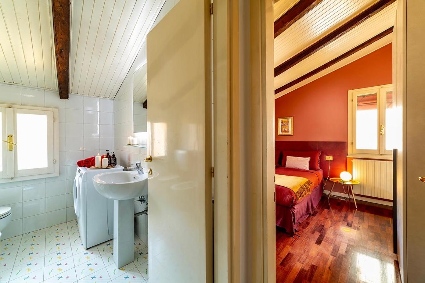 House Of Chariot - In The Heart Of Apartment Bologna
